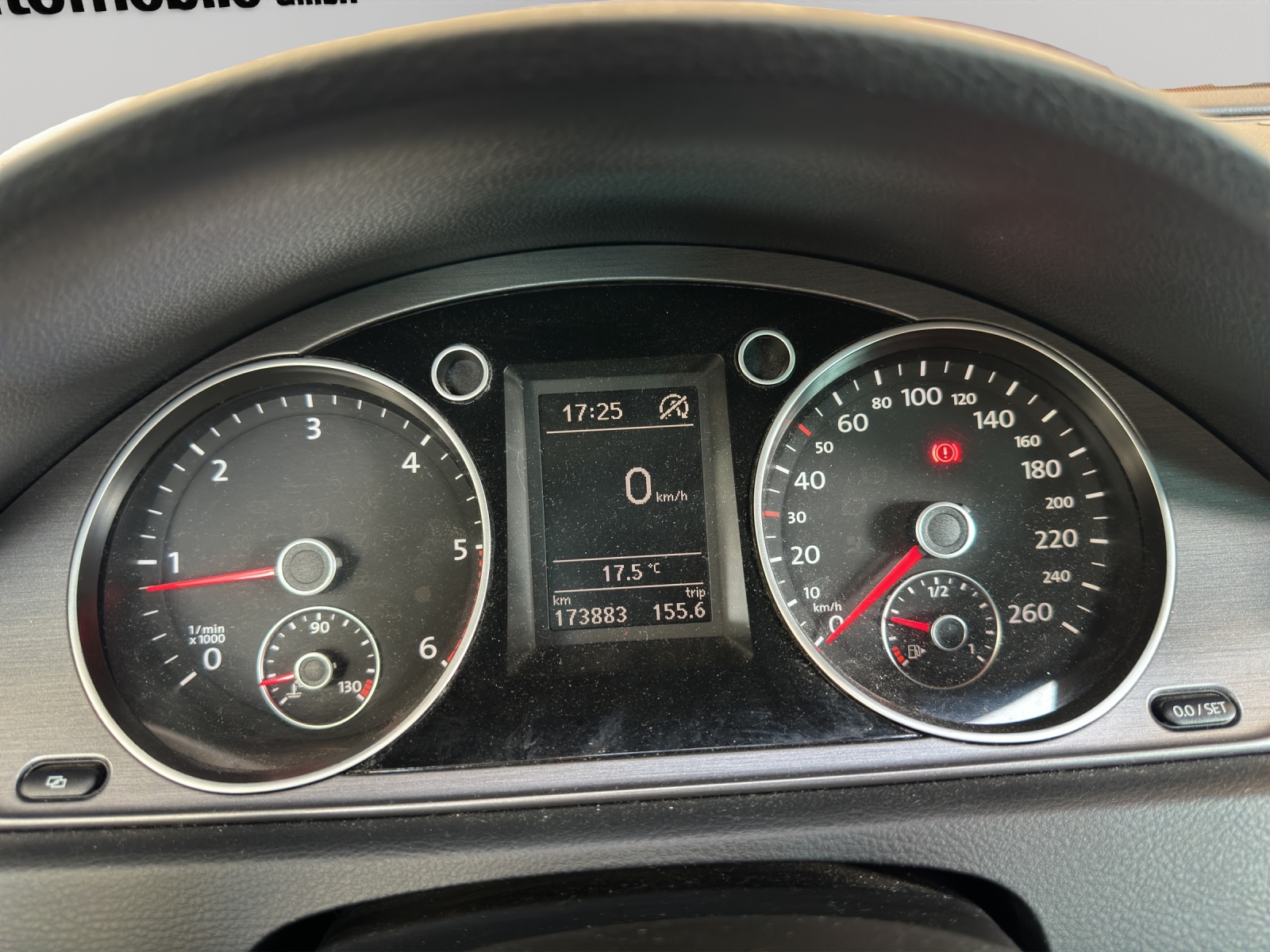 VW Passat Variant 2.0 TDI BMT Trendline-image-17
