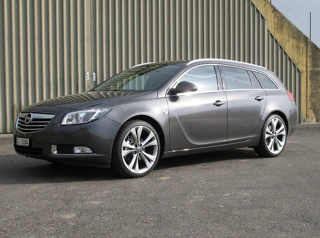 OPEL INSIGNIA-image-0