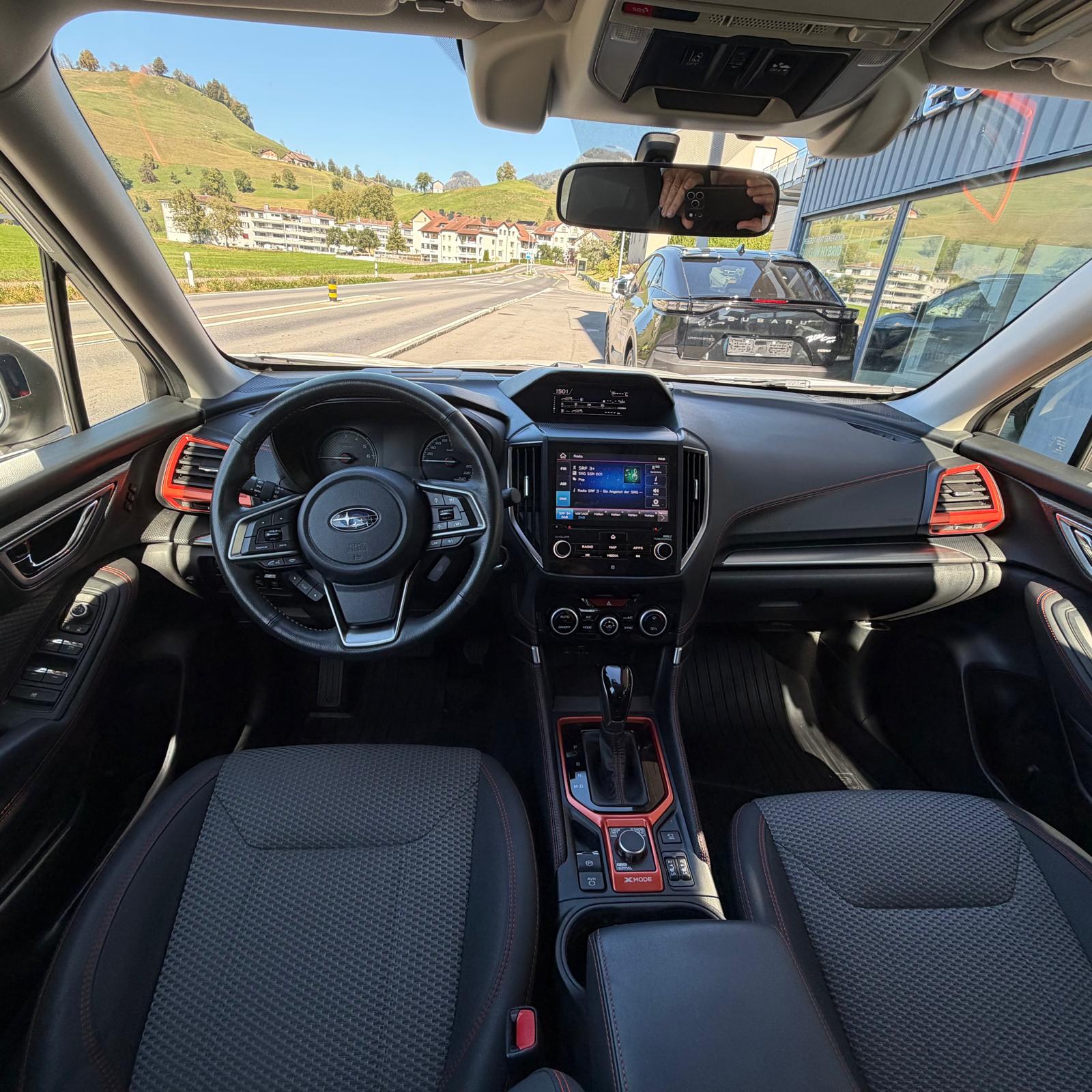 SUBARU Forester 2.0i e-Boxer Sport Lineartronic-image-5
