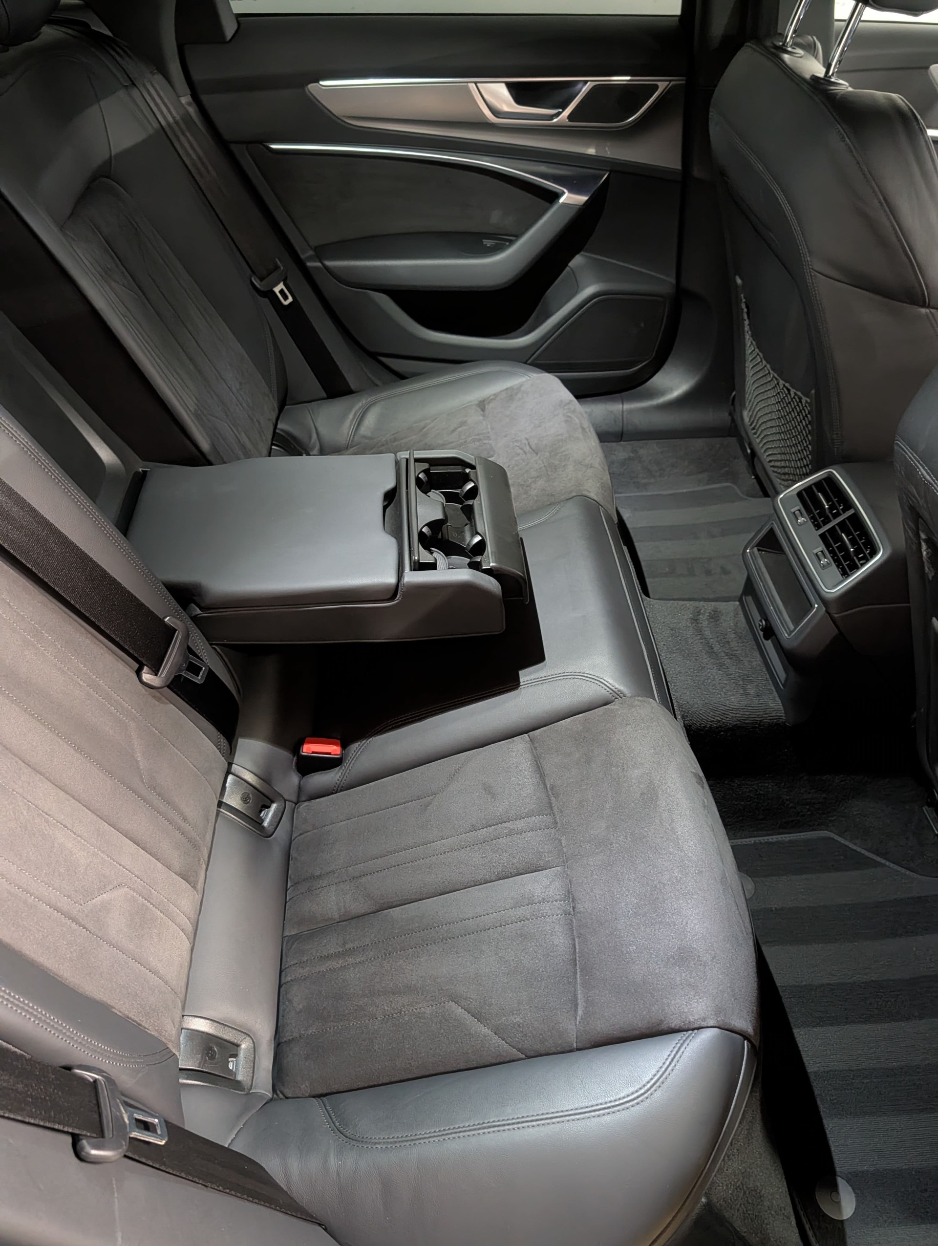 AUDI 3.0 50 TDI Design quattro T-Tronic-image-6