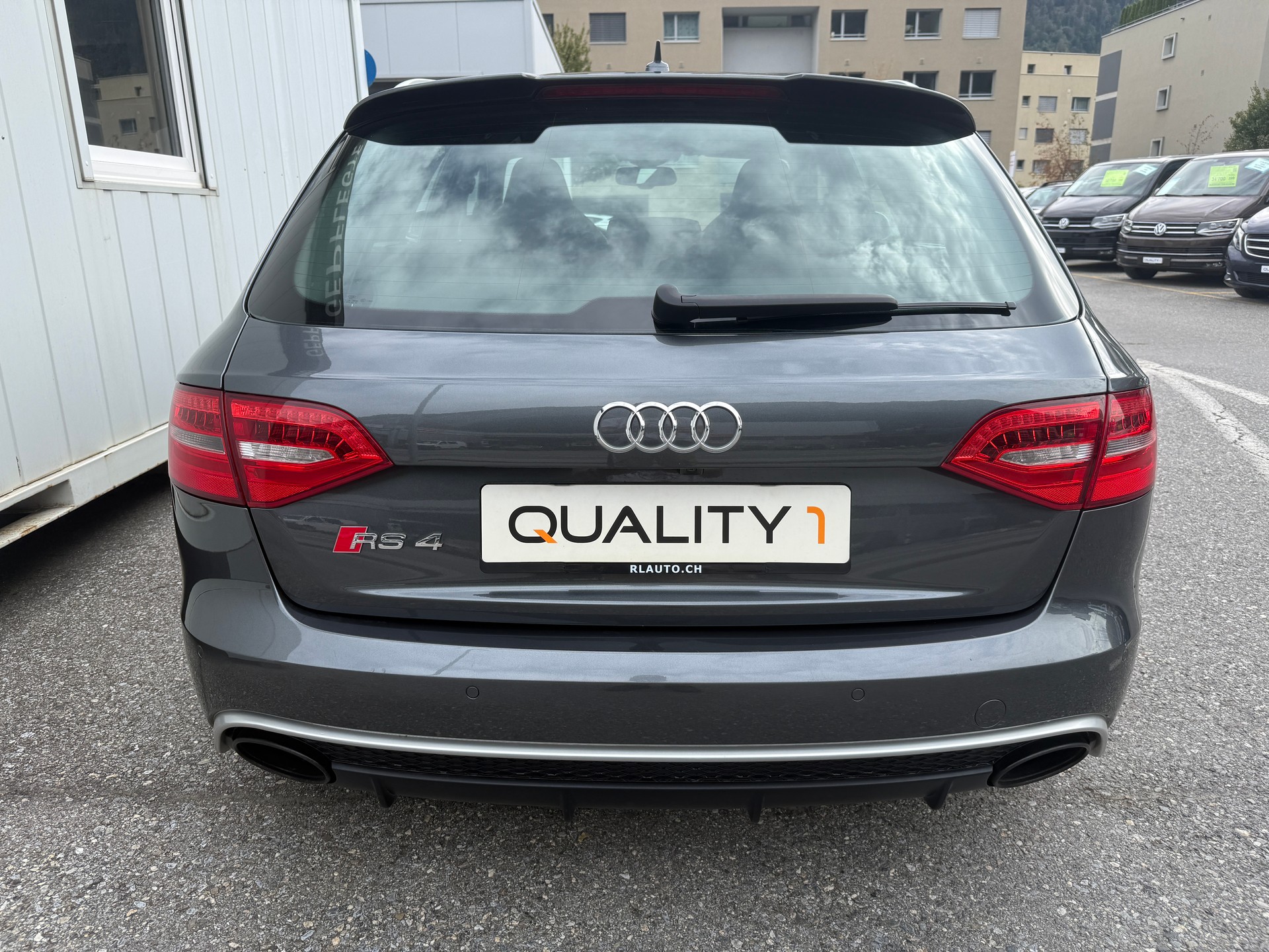 AUDI RS4 Avant 4.2 FSI V8 quattro S-tronic-image-4