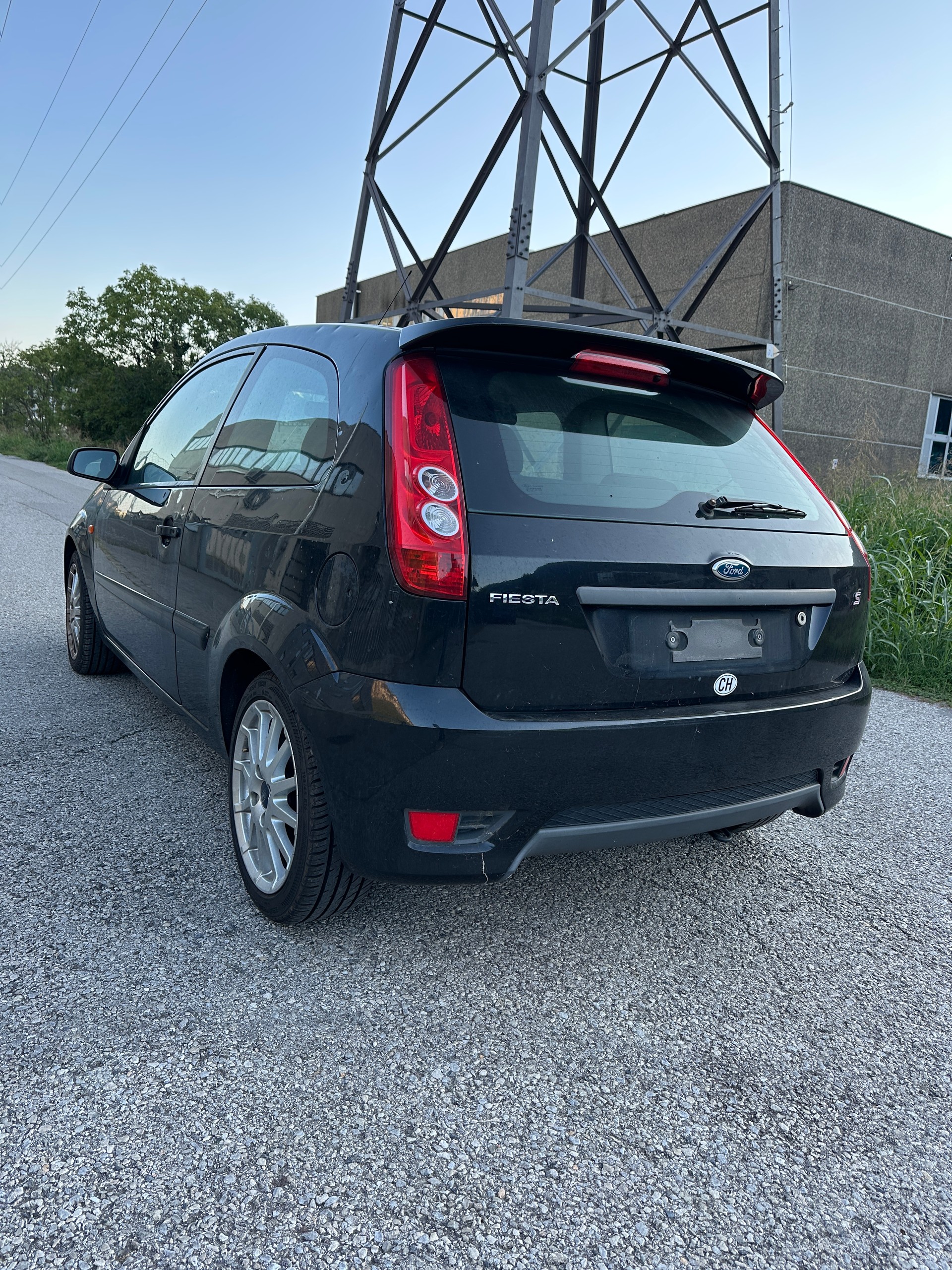 FORD Fiesta 1.6 16V S-image-5