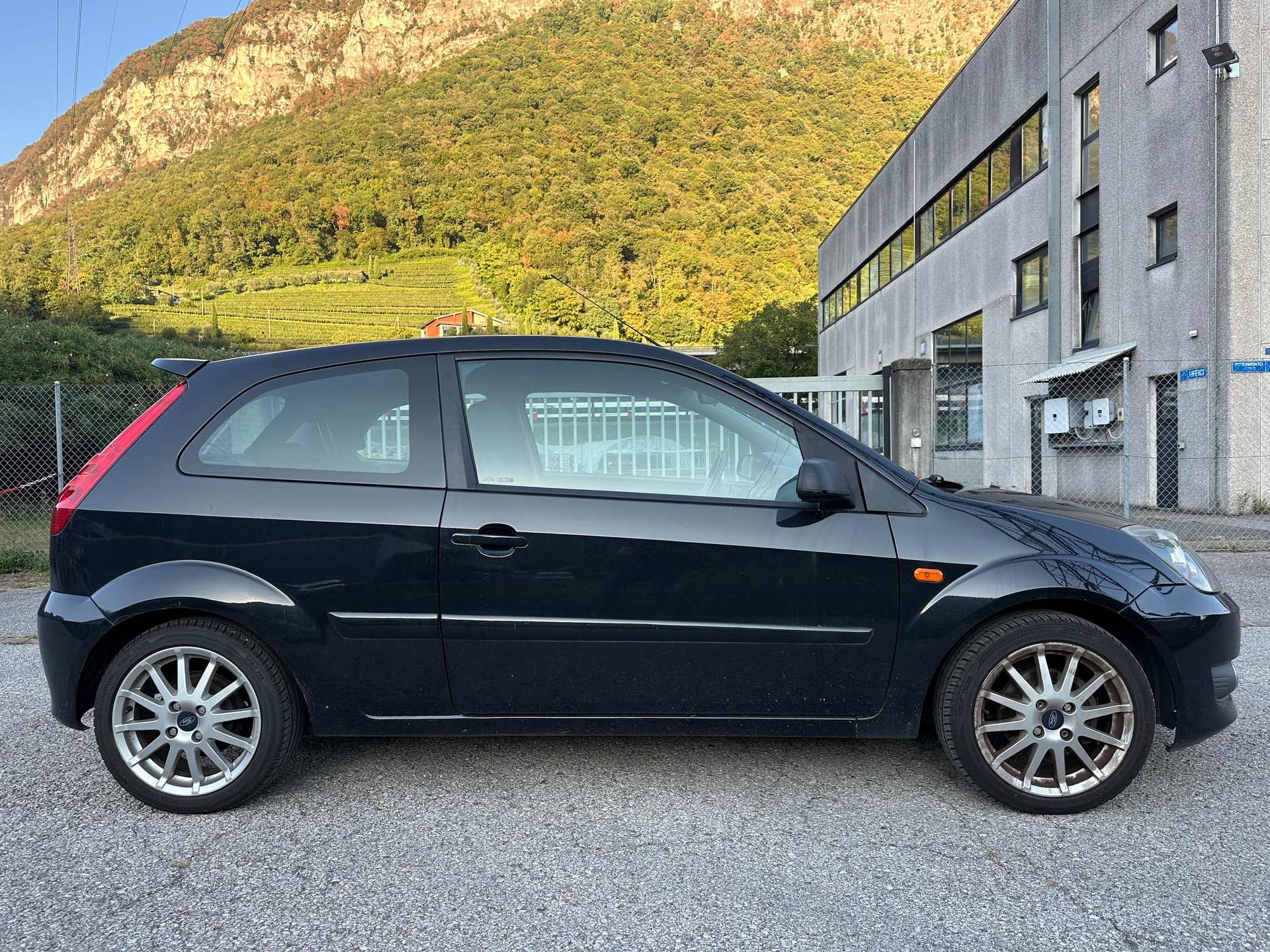 FORD Fiesta 1.6 16V S-image-3