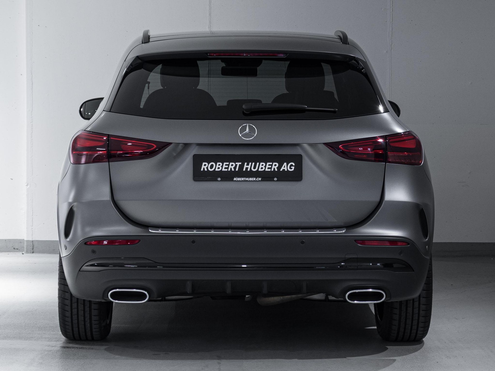 MERCEDES-BENZ GLA 220 d AMG Line 4matic-image-5