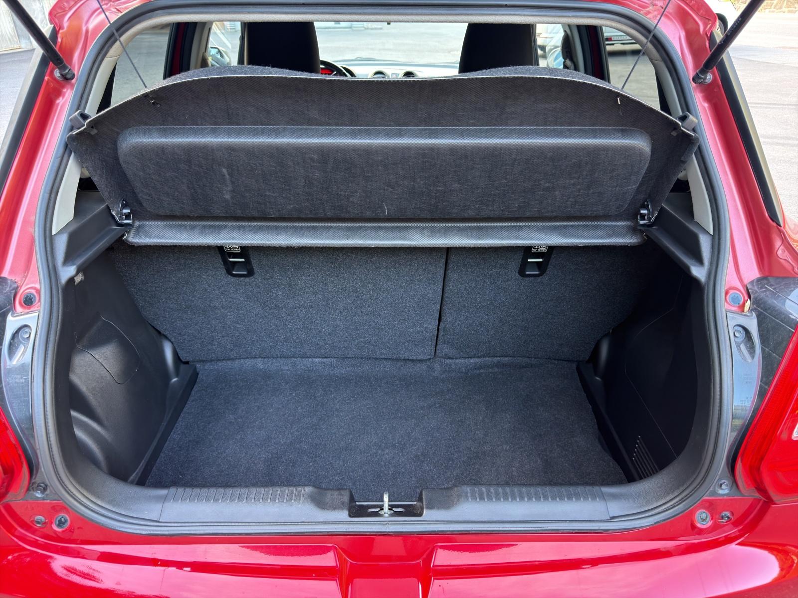 SUZUKI Swift 1.2 Tradizio Top Hybrid 4x4-image-14