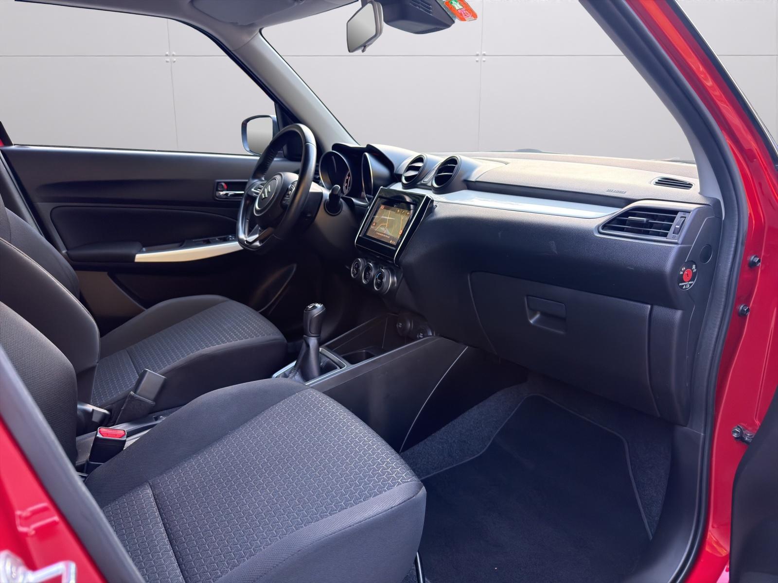 SUZUKI Swift 1.2 Tradizio Top Hybrid 4x4-image-12