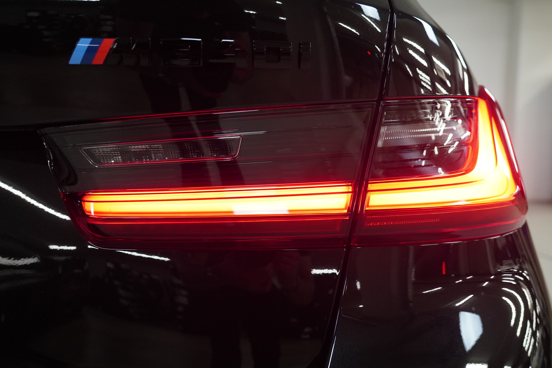 BMW M340i xDrive 48V Touring Steptronic M Sport Pro-image-16