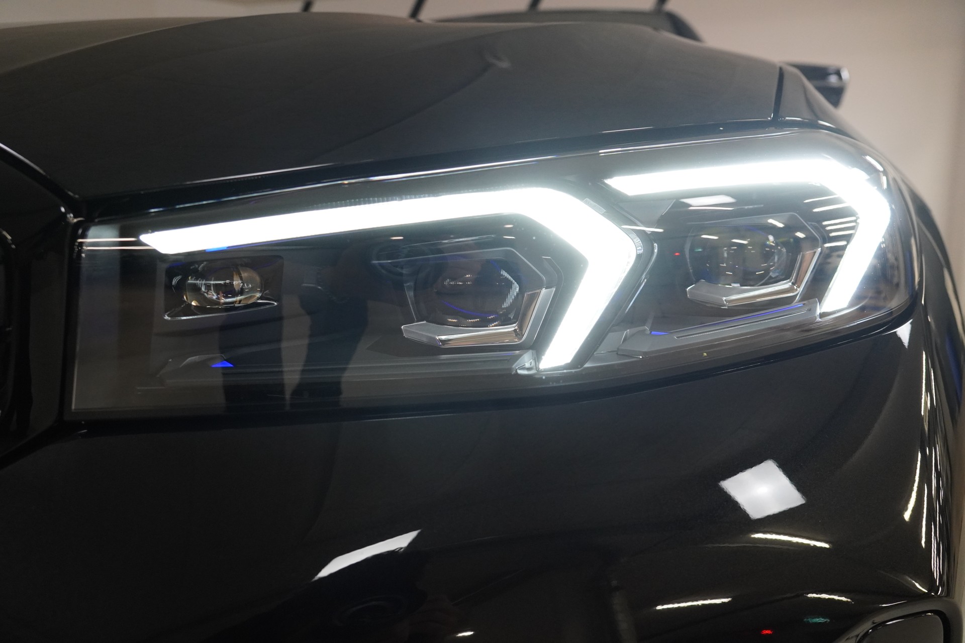 BMW M340i xDrive 48V Touring Steptronic M Sport Pro-image-9