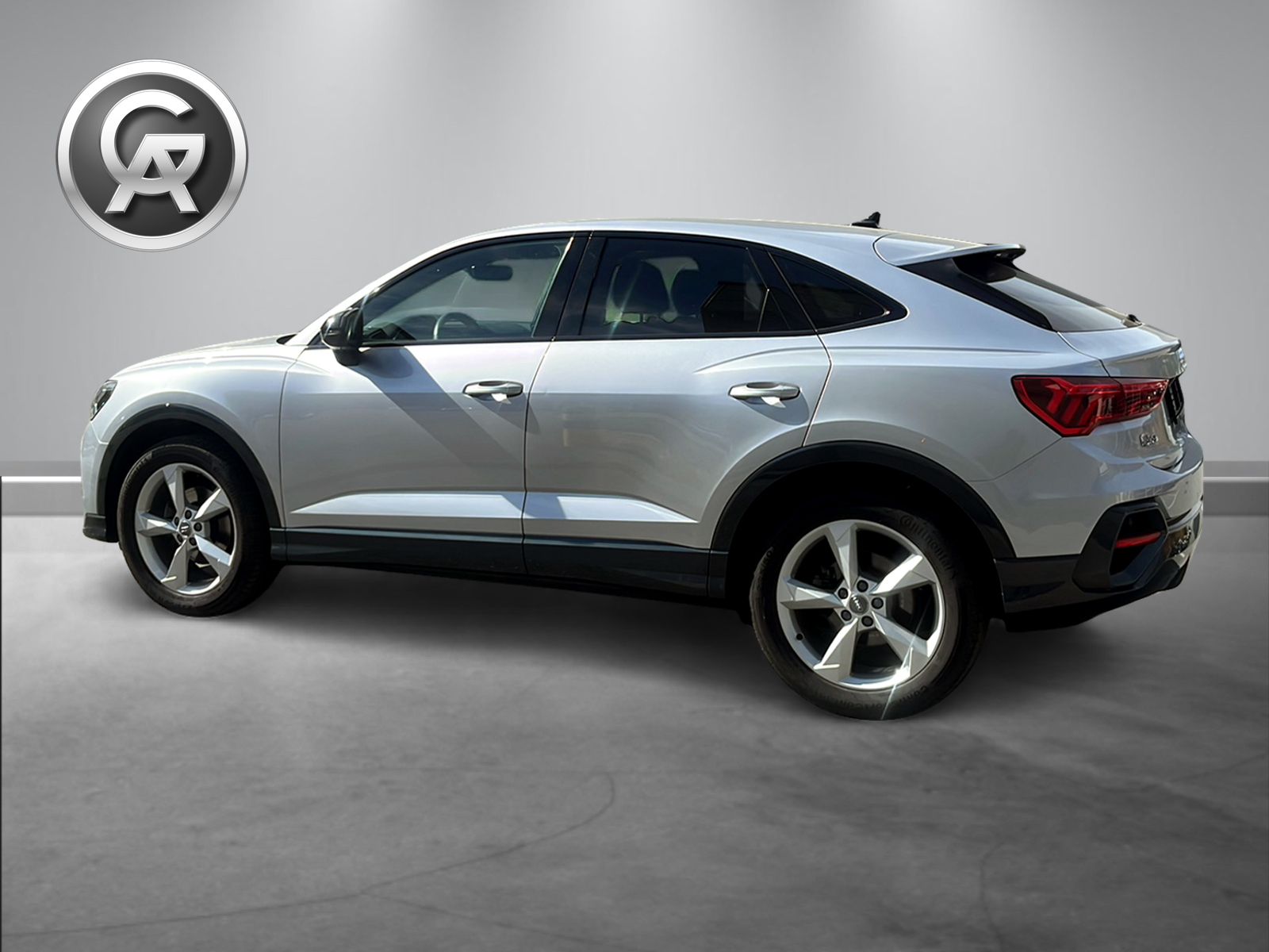 AUDI Q3 Sportback 35 TFSI S-tronic-image-8