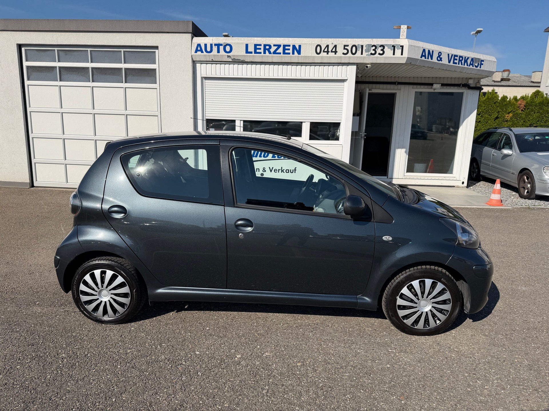 TOYOTA Aygo 1.0 Linea Sol Multimode-image-3