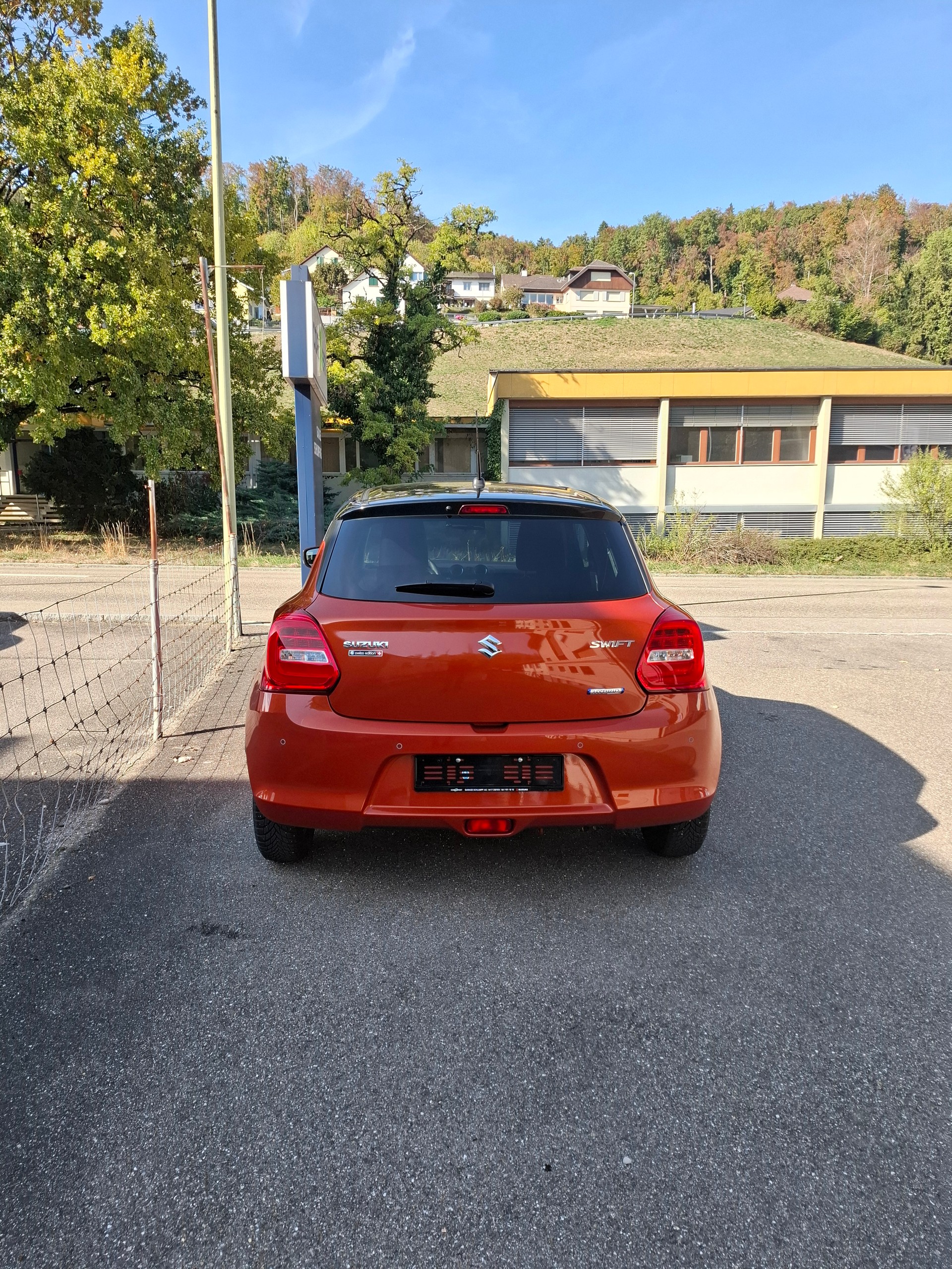SUZUKI Swift 1.2 Compact Top Hybrid CVT-image-5