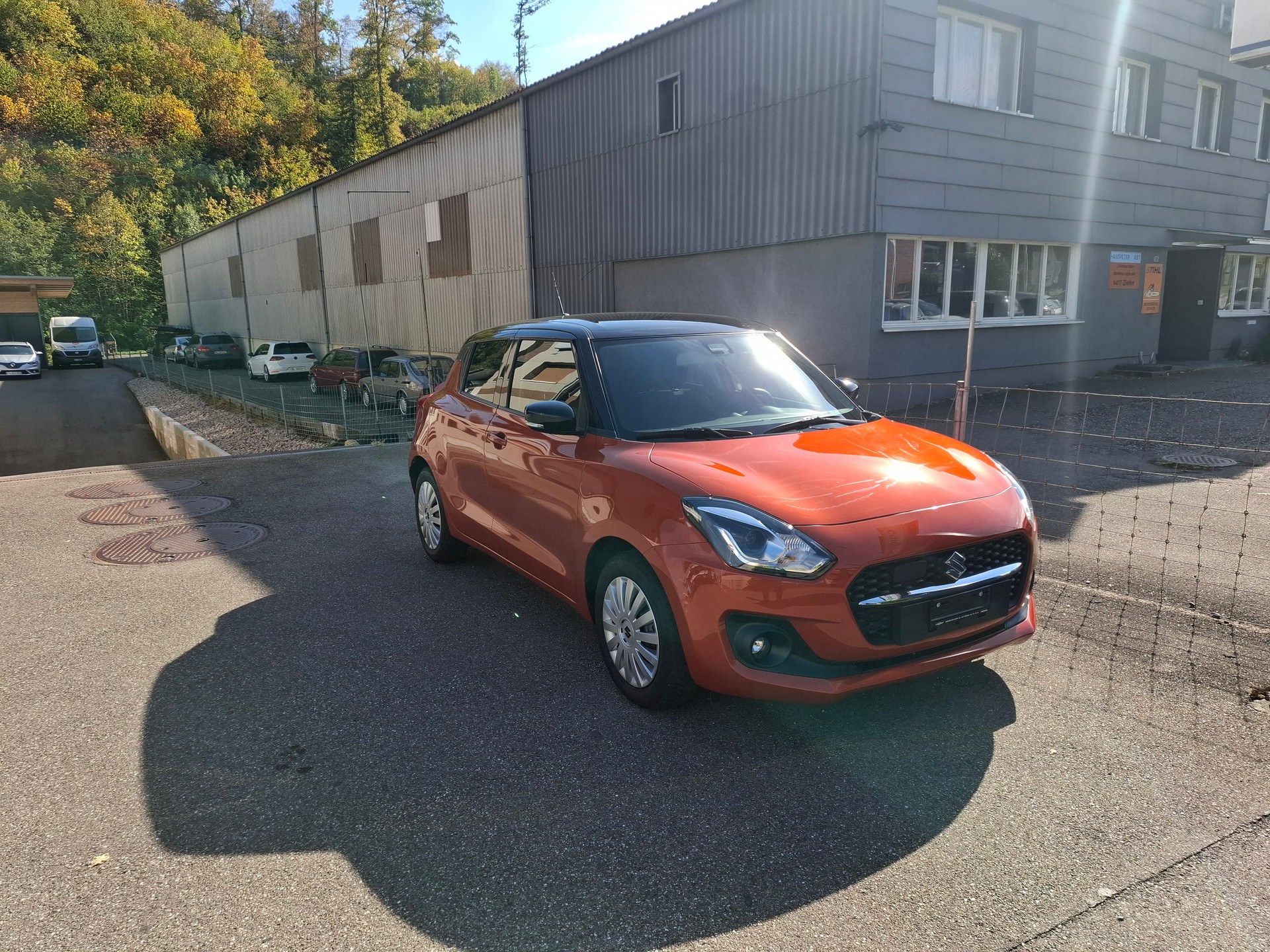 SUZUKI Swift 1.2 Compact Top Hybrid CVT-image-1