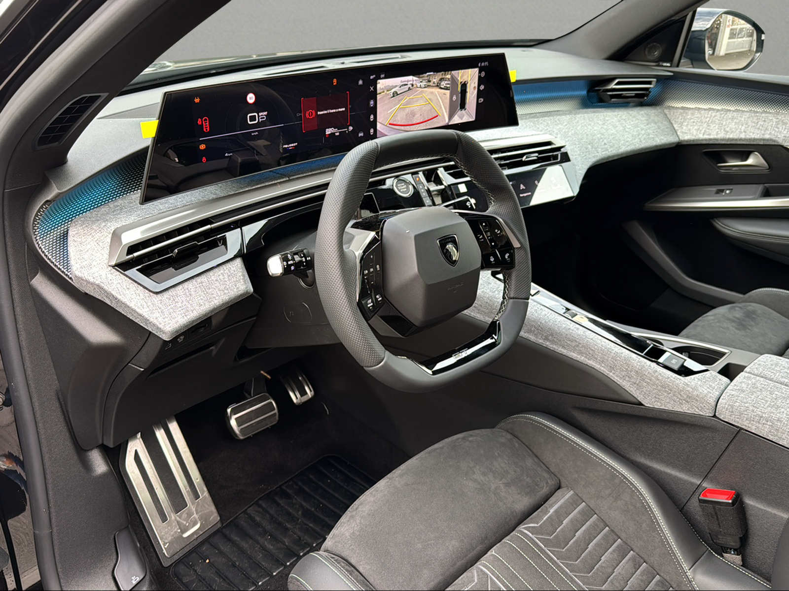 PEUGEOT 3008 145 e-DCS6 Hybrid GT Exclusive-image-4