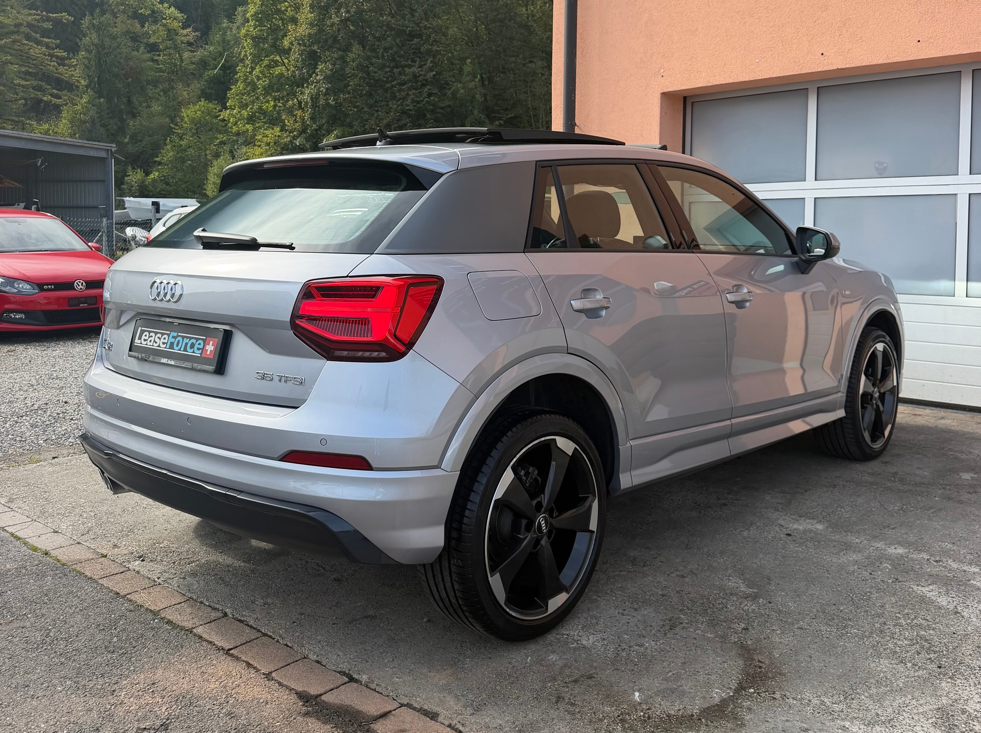AUDI Q2 35 TFSI S-Line Attraction S-tronic-image-3