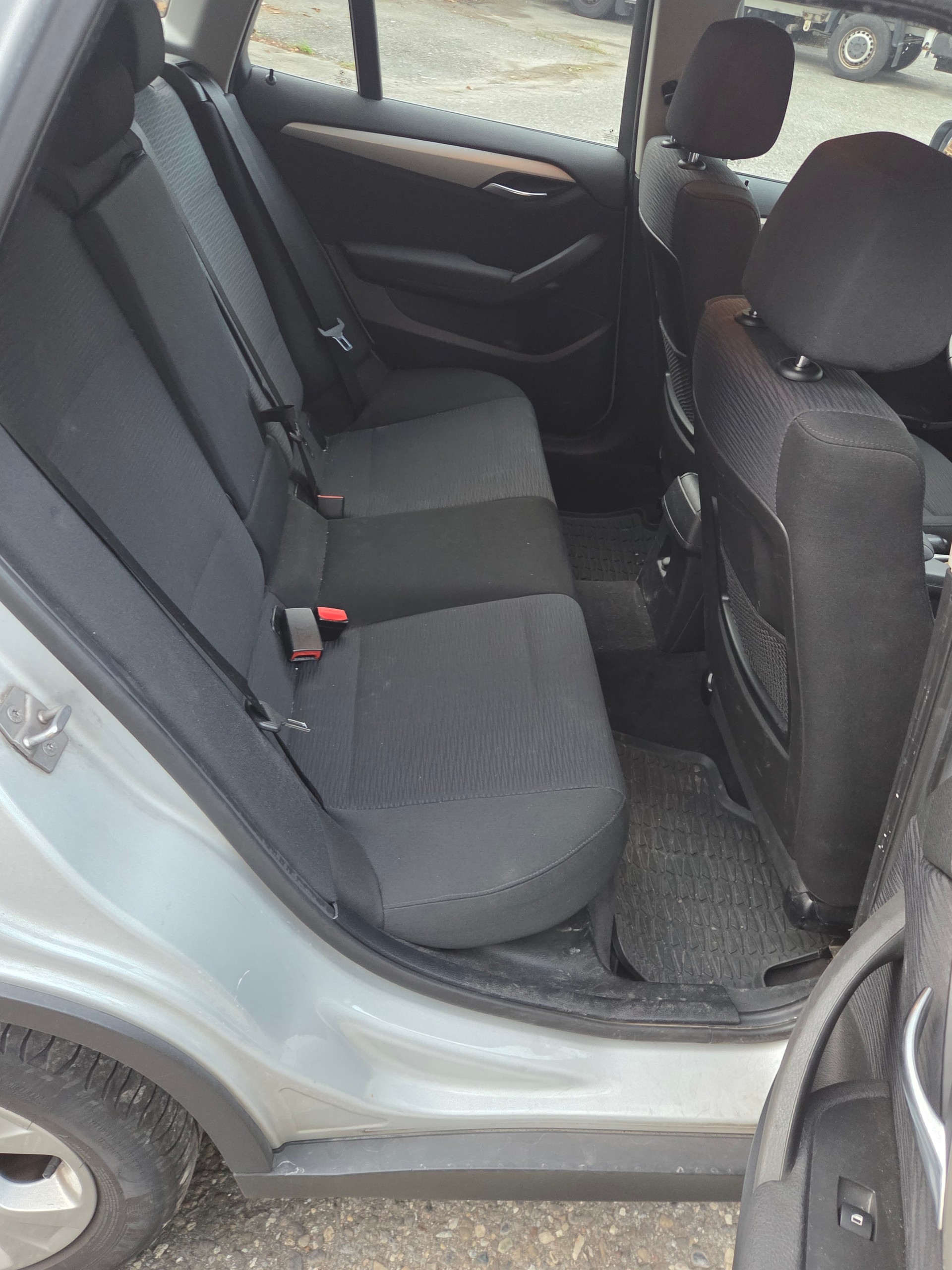 BMW X1 xDrive 20d Steptronic-image-8