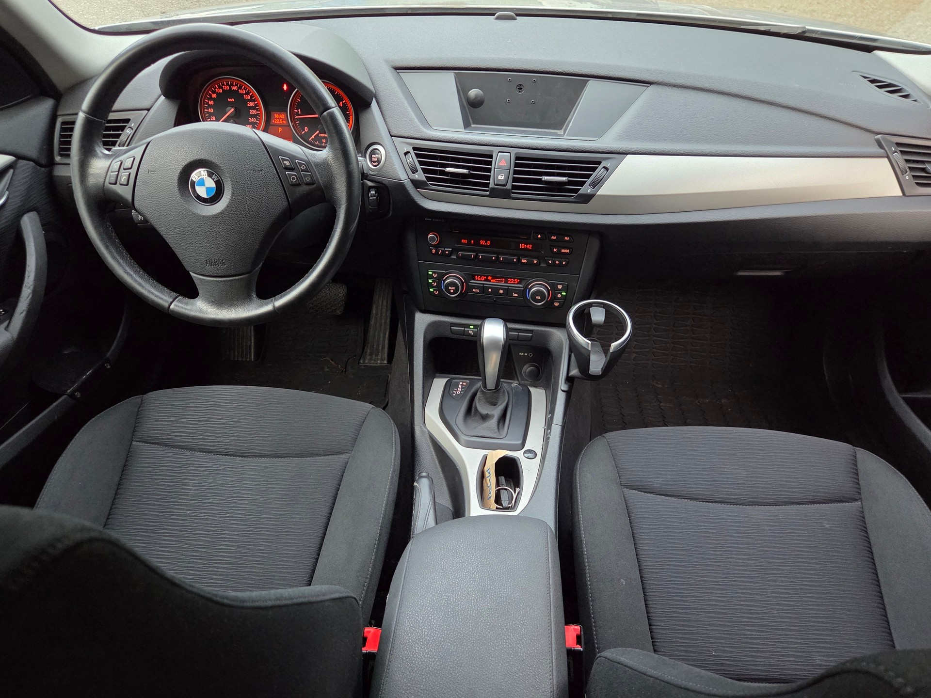 BMW X1 xDrive 20d Steptronic-image-10