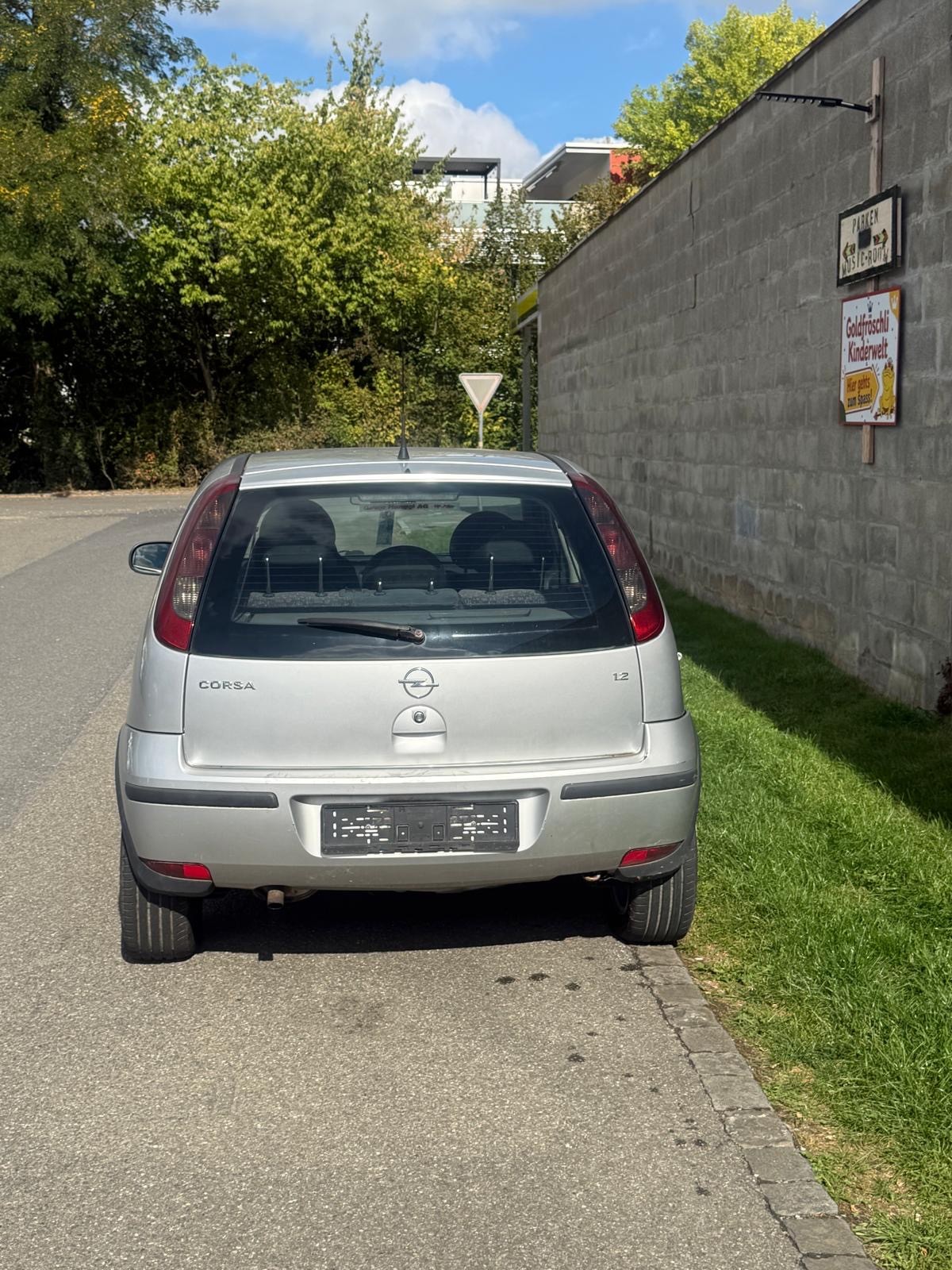 OPEL Corsa 1.2 16V Essentia-image-5