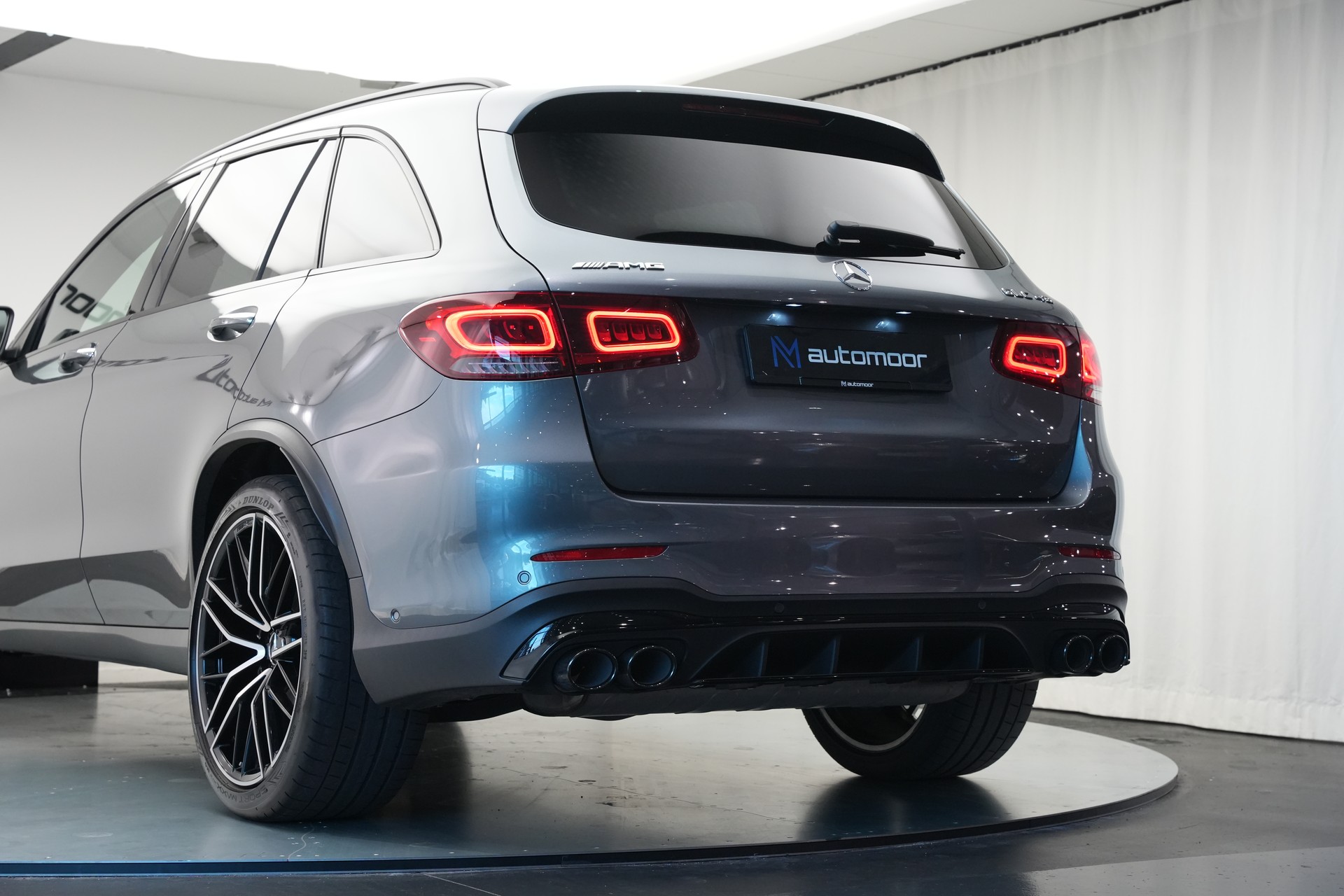 MERCEDES-BENZ GLC 43 AMG 4Matic 9G-Tronic *CH-Fahrzeug* *Pano* *Burmester*-image-39