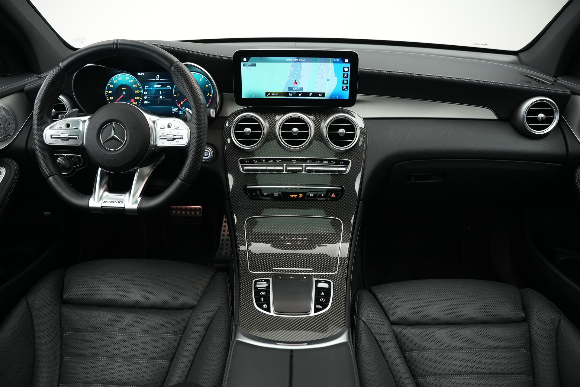 MERCEDES-BENZ GLC 43 AMG 4Matic 9G-Tronic *CH-Fahrzeug* *Pano* *Burmester*-image-9