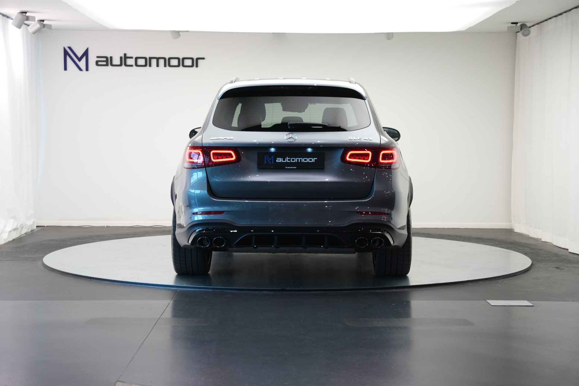 MERCEDES-BENZ GLC 43 AMG 4Matic 9G-Tronic *CH-Fahrzeug* *Pano* *Burmester*-image-5