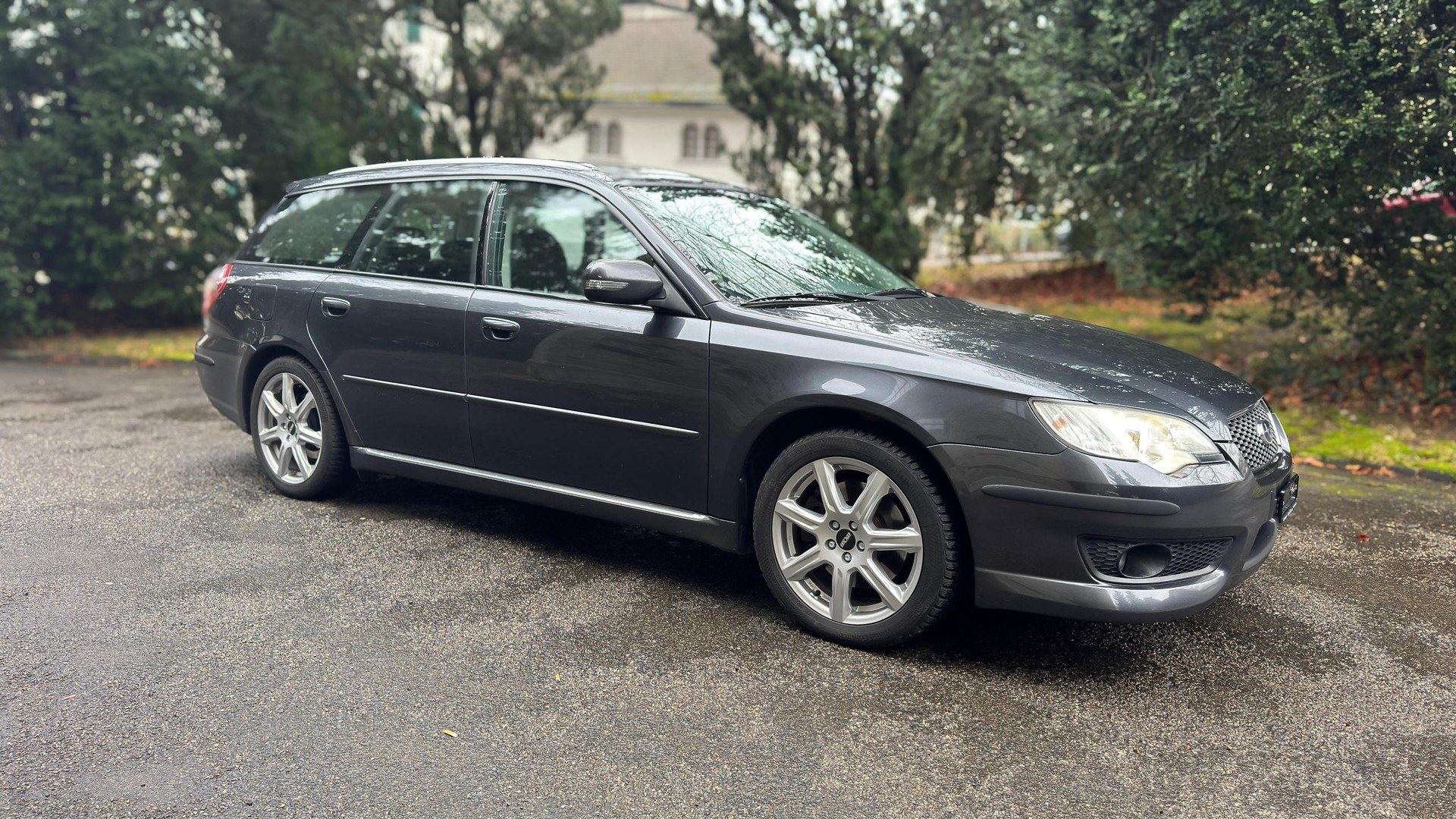 SUBARU 3.0 R Executive S-image-0