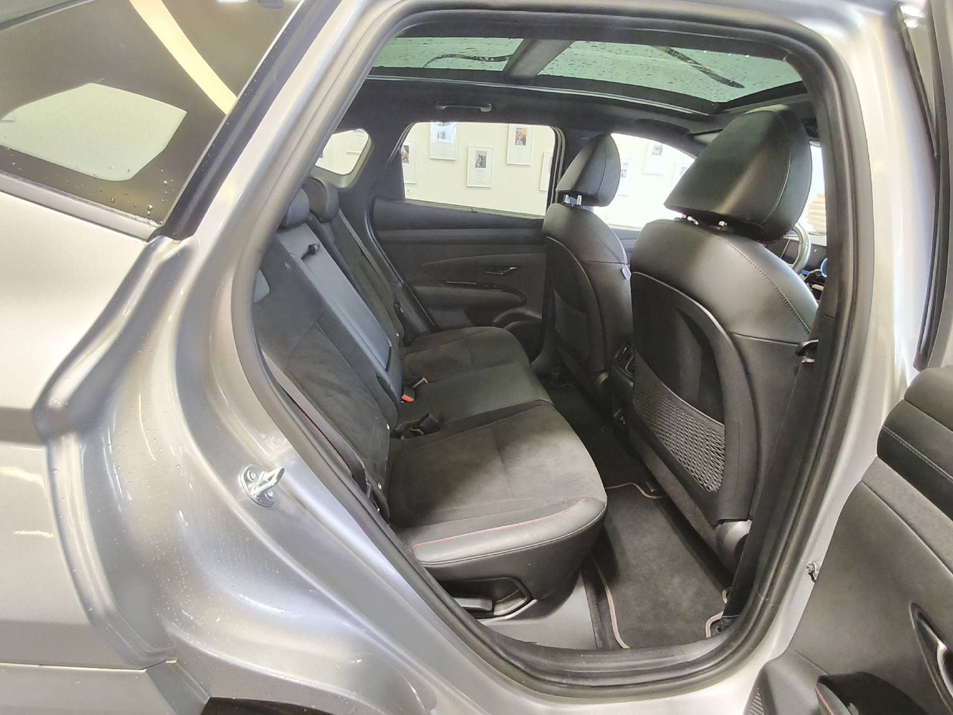 HYUNDAI Tucson 1.6 T-GDi PHEV N-Line 4WD-image-14
