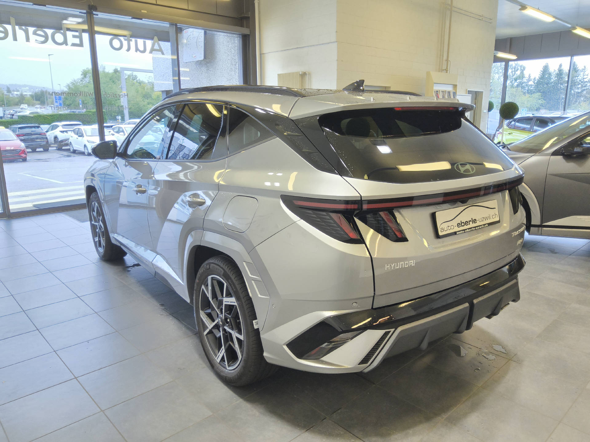 HYUNDAI Tucson 1.6 T-GDi PHEV N-Line 4WD-image-4