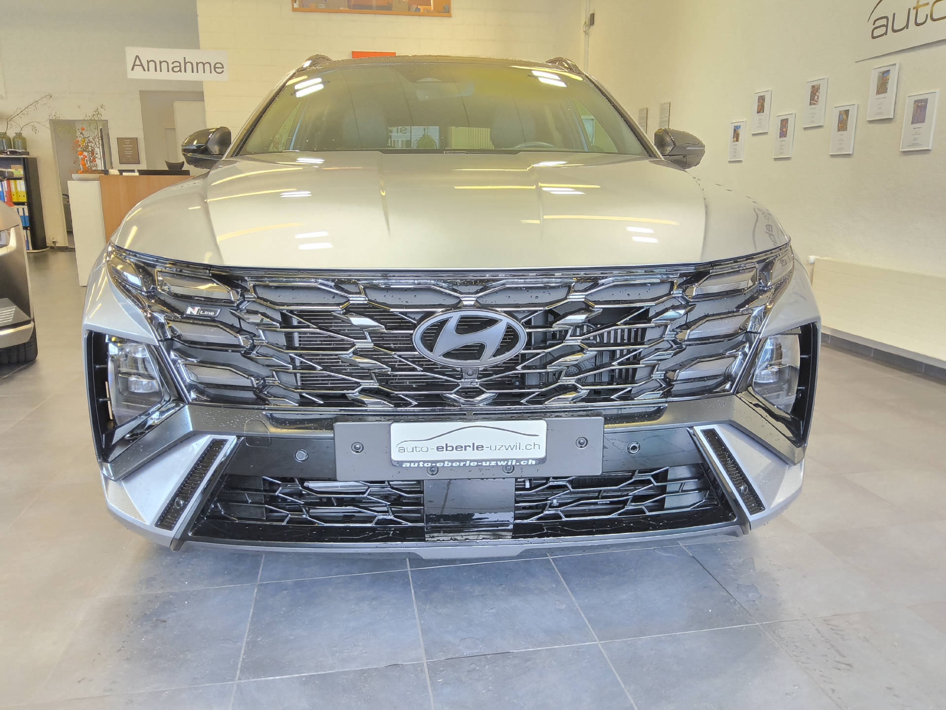 HYUNDAI Tucson 1.6 T-GDi PHEV N-Line 4WD-image-2