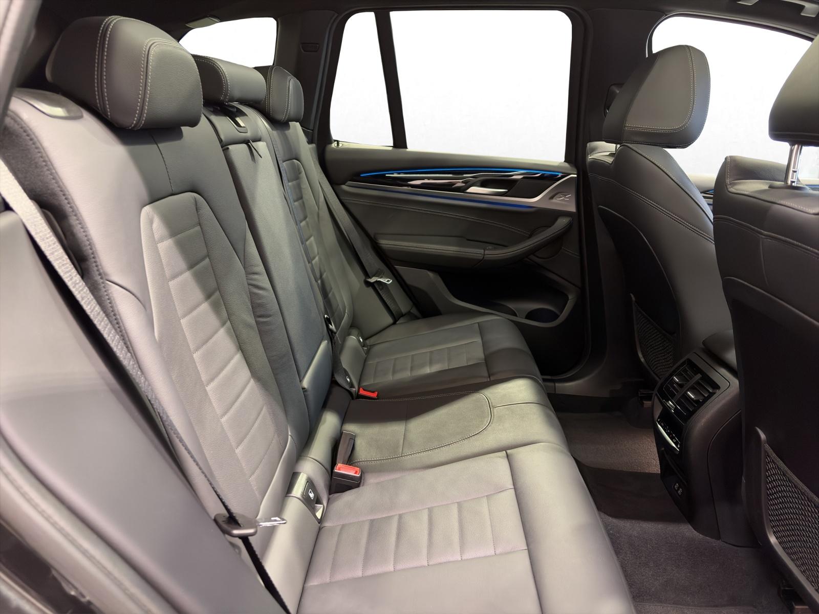 BMW X3 30e xDrive-image-14