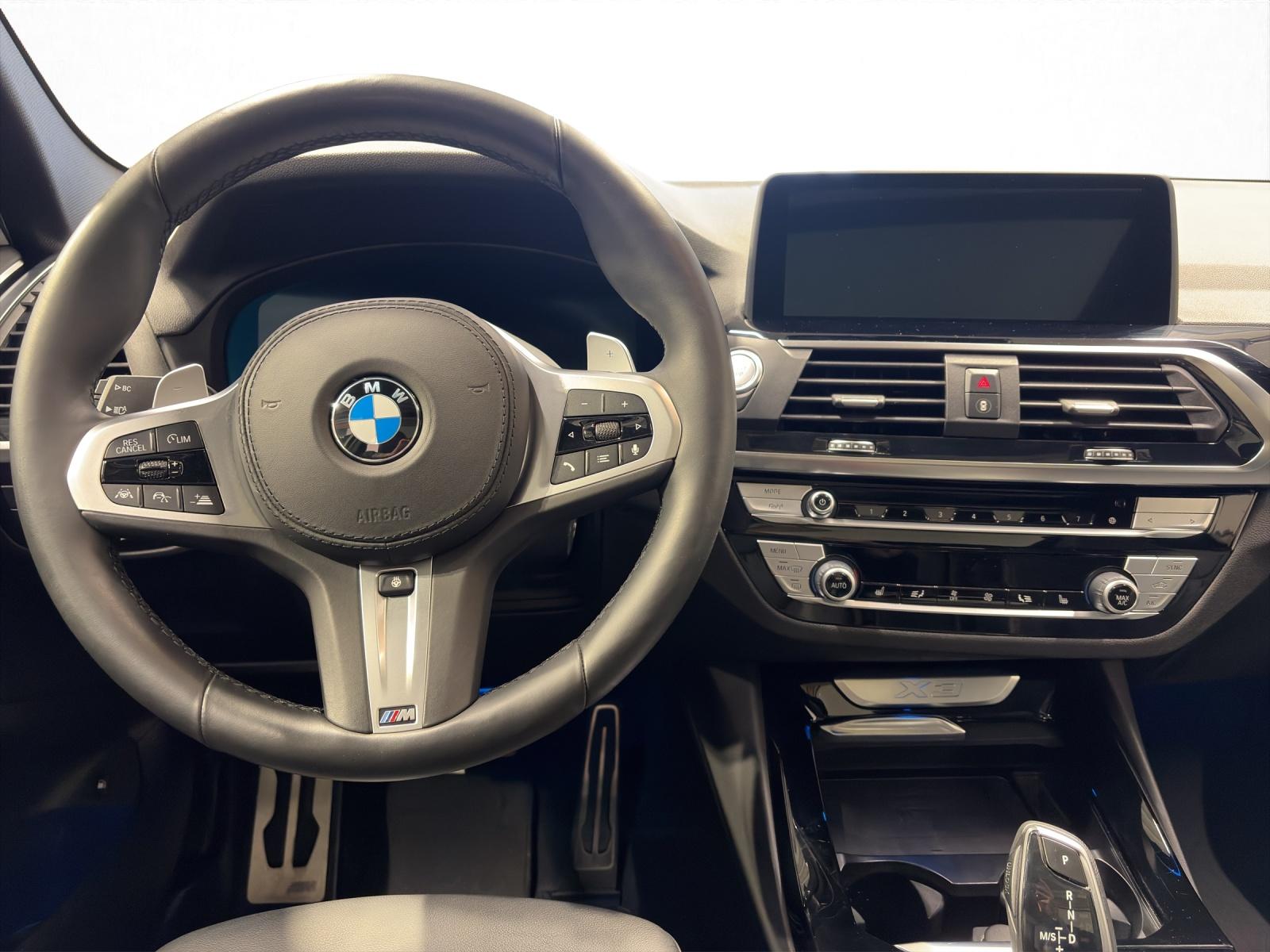 BMW X3 30e xDrive-image-12