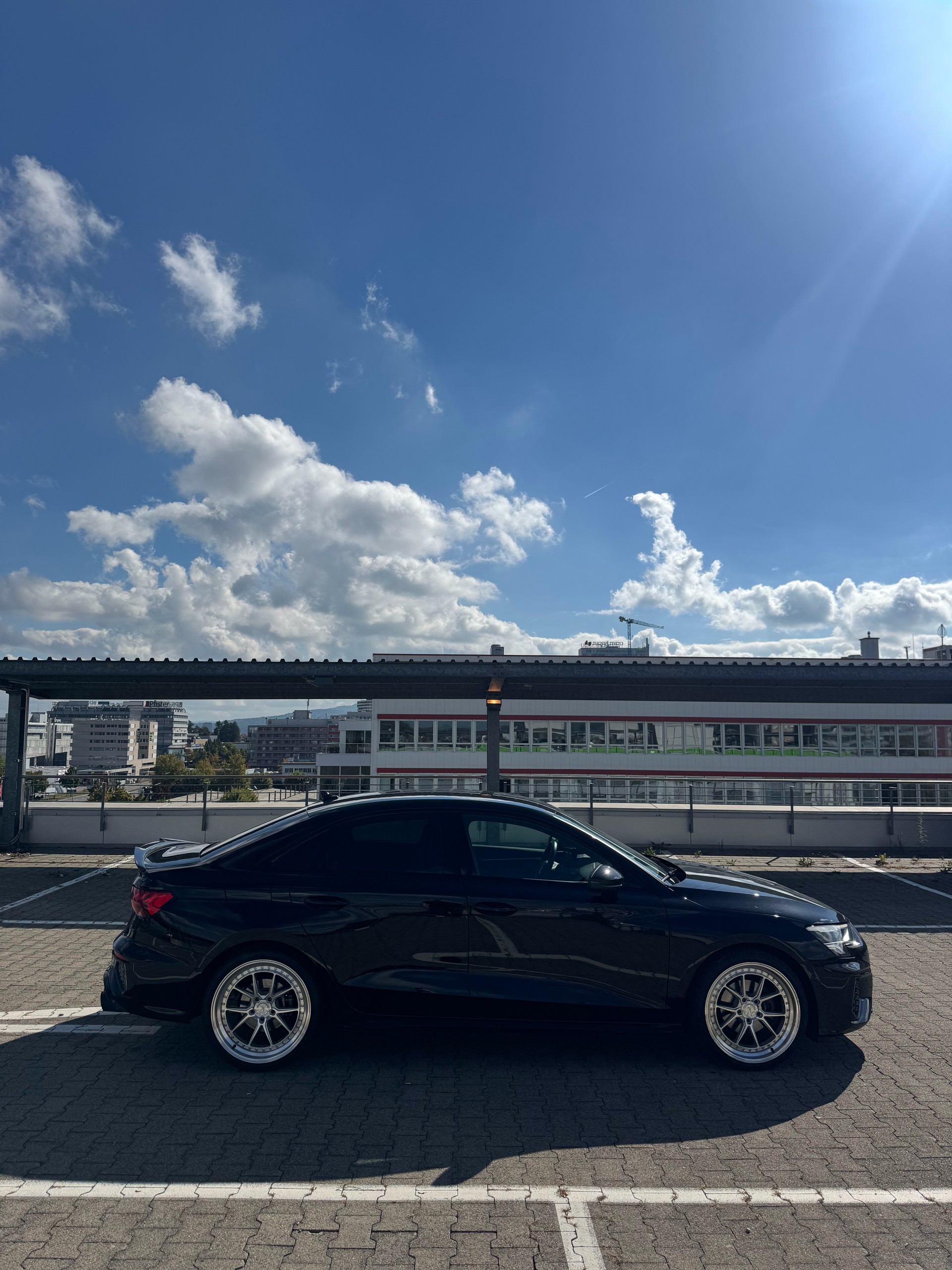 AUDI A3 Limousine 35 TFSI S-Line S-tronic-image-2