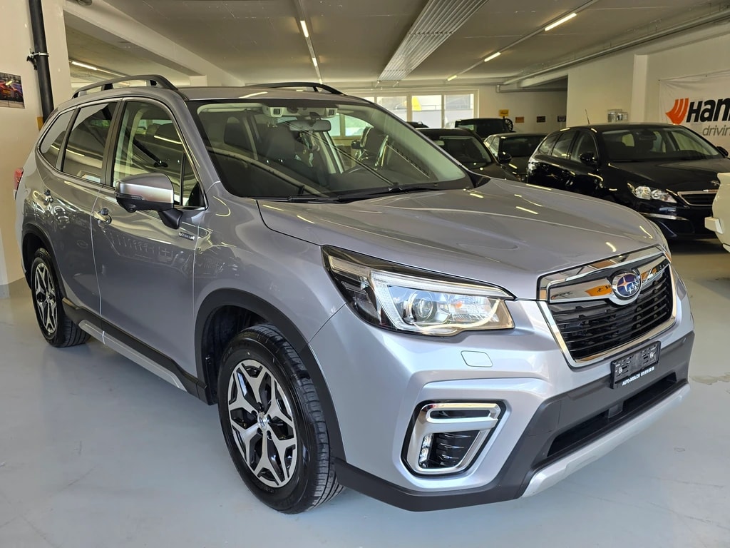 SUBARU Forester 2.0i e-Boxer Swiss Plus Lineartronic-image-2