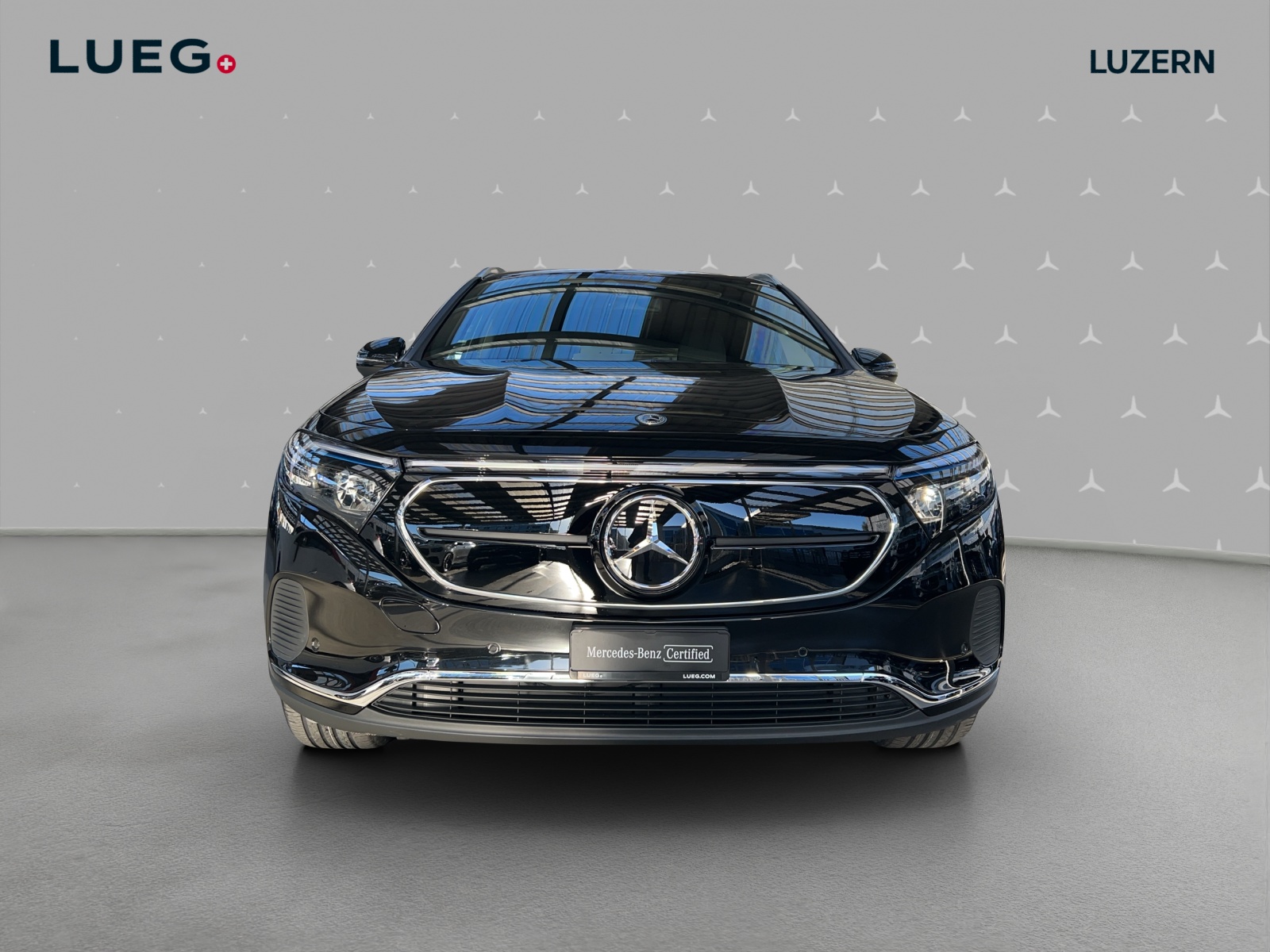 MERCEDES-BENZ EQA 300 4Matic-image-5