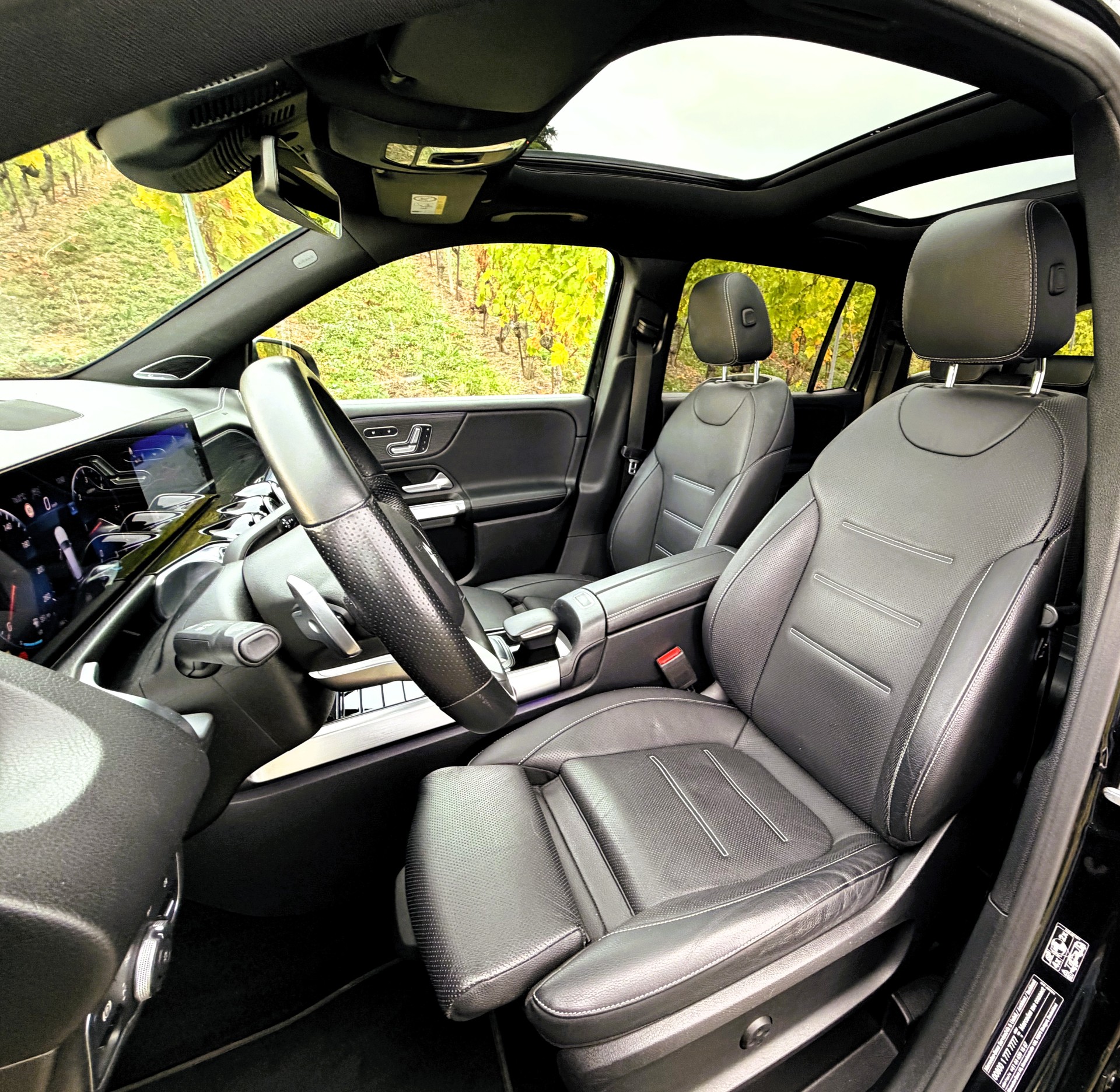MERCEDES-BENZ GLB 220 d AMG Line 4 MATIC 8G-Tronic-image-13
