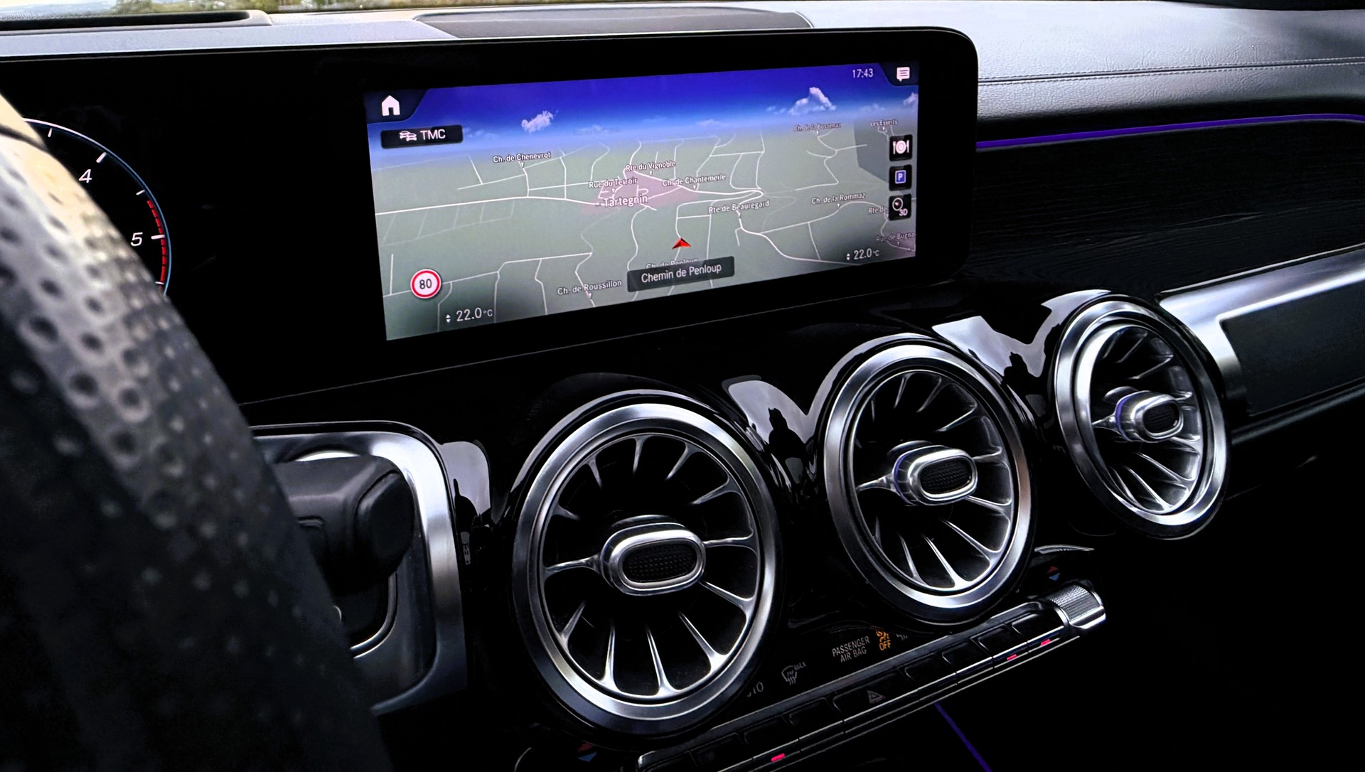 MERCEDES-BENZ GLB 220 d AMG Line 4 MATIC 8G-Tronic-image-24