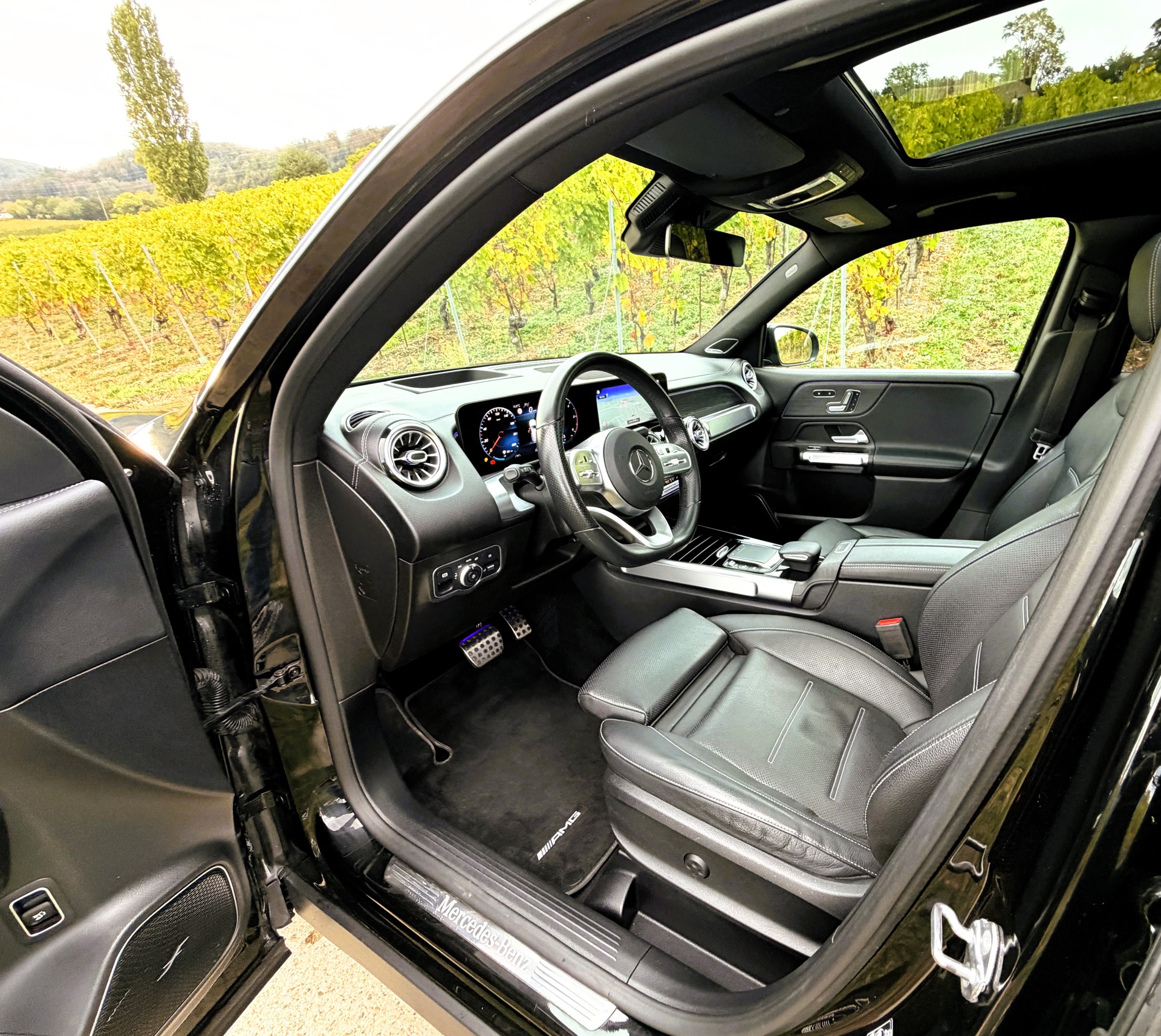 MERCEDES-BENZ GLB 220 d AMG Line 4 MATIC 8G-Tronic-image-12