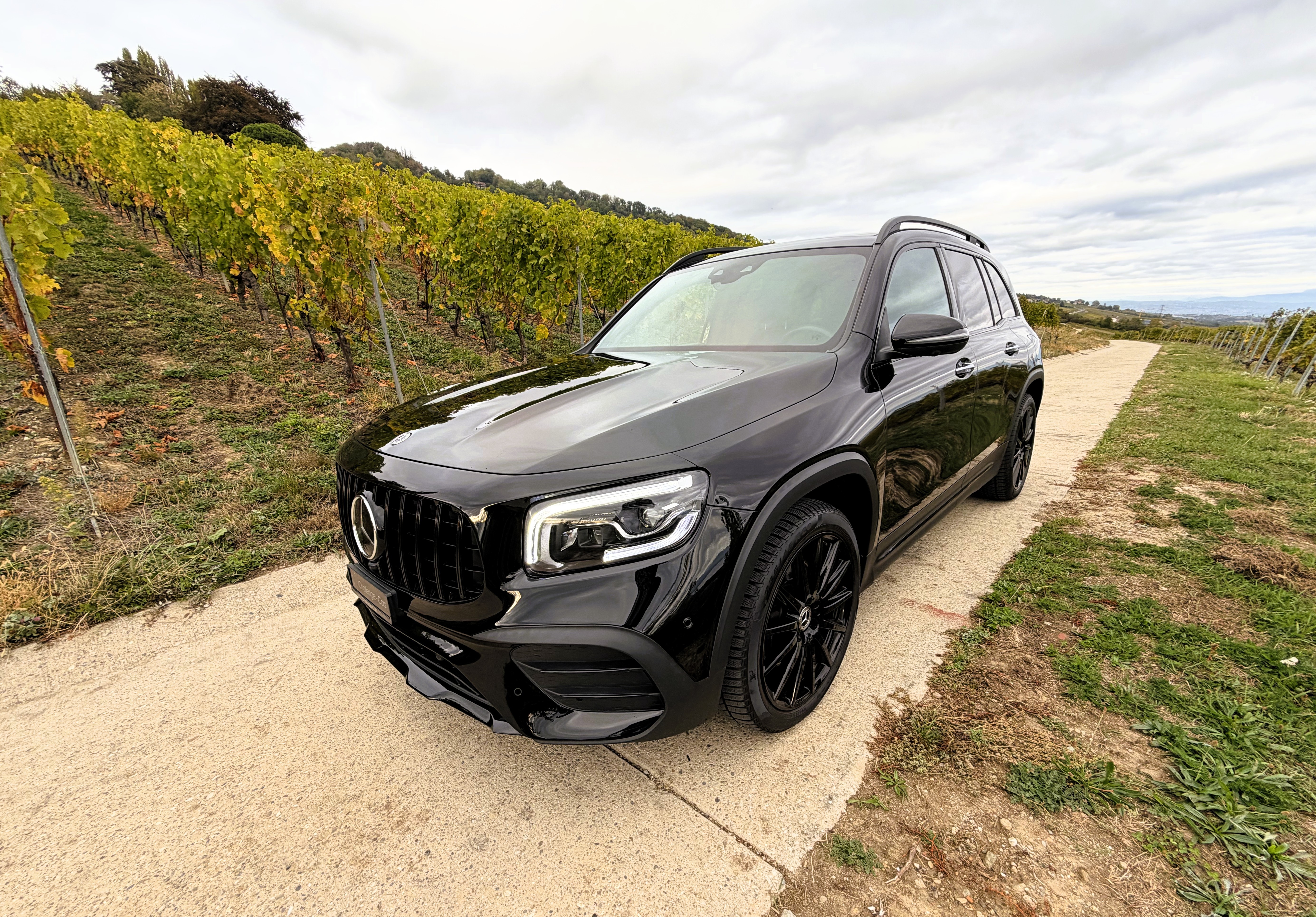 Car photo