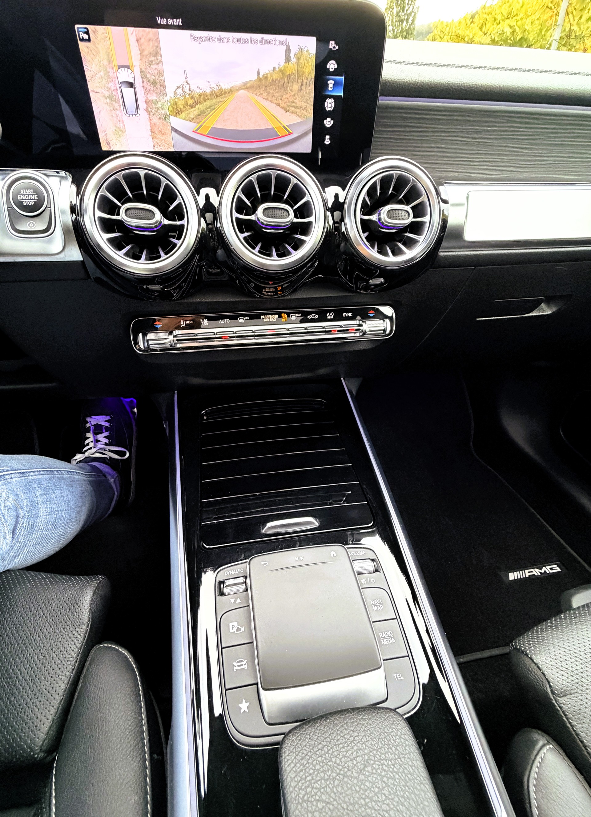 MERCEDES-BENZ GLB 220 d AMG Line 4 MATIC 8G-Tronic-image-23