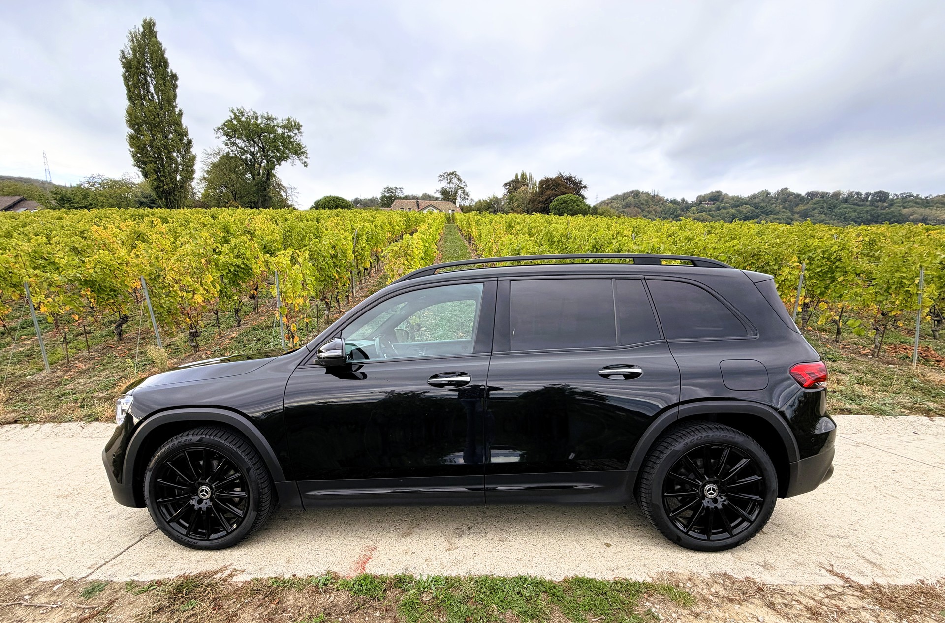 MERCEDES-BENZ GLB 220 d AMG Line 4 MATIC 8G-Tronic-image-11