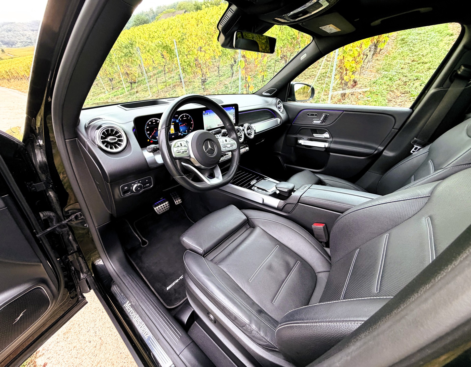 MERCEDES-BENZ GLB 220 d AMG Line 4 MATIC 8G-Tronic-image-17
