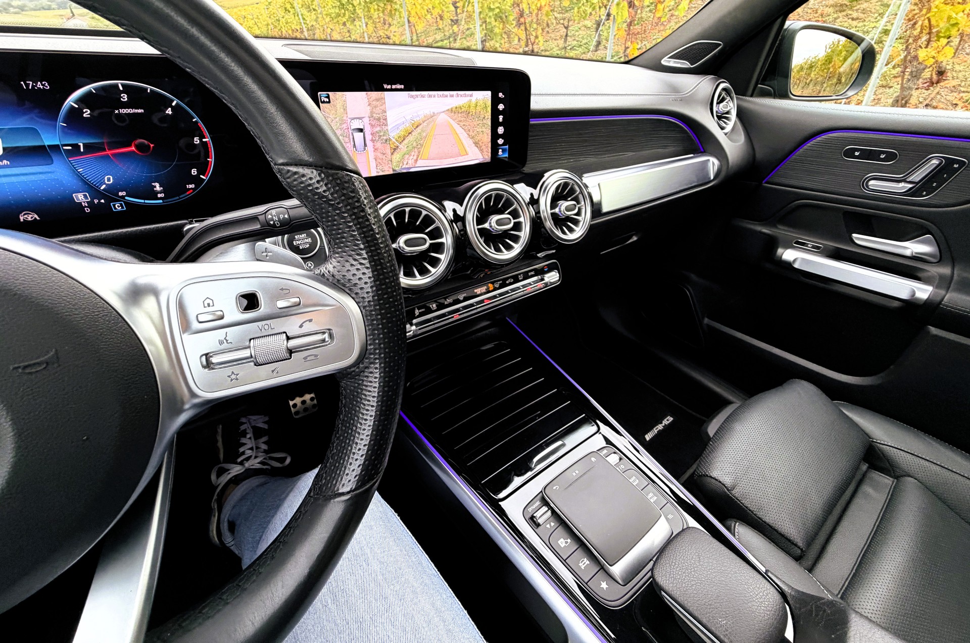 MERCEDES-BENZ GLB 220 d AMG Line 4 MATIC 8G-Tronic-image-21