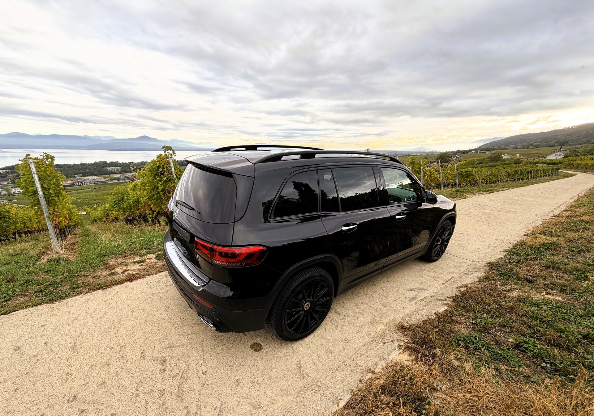 MERCEDES-BENZ GLB 220 d AMG Line 4 MATIC 8G-Tronic-image-6