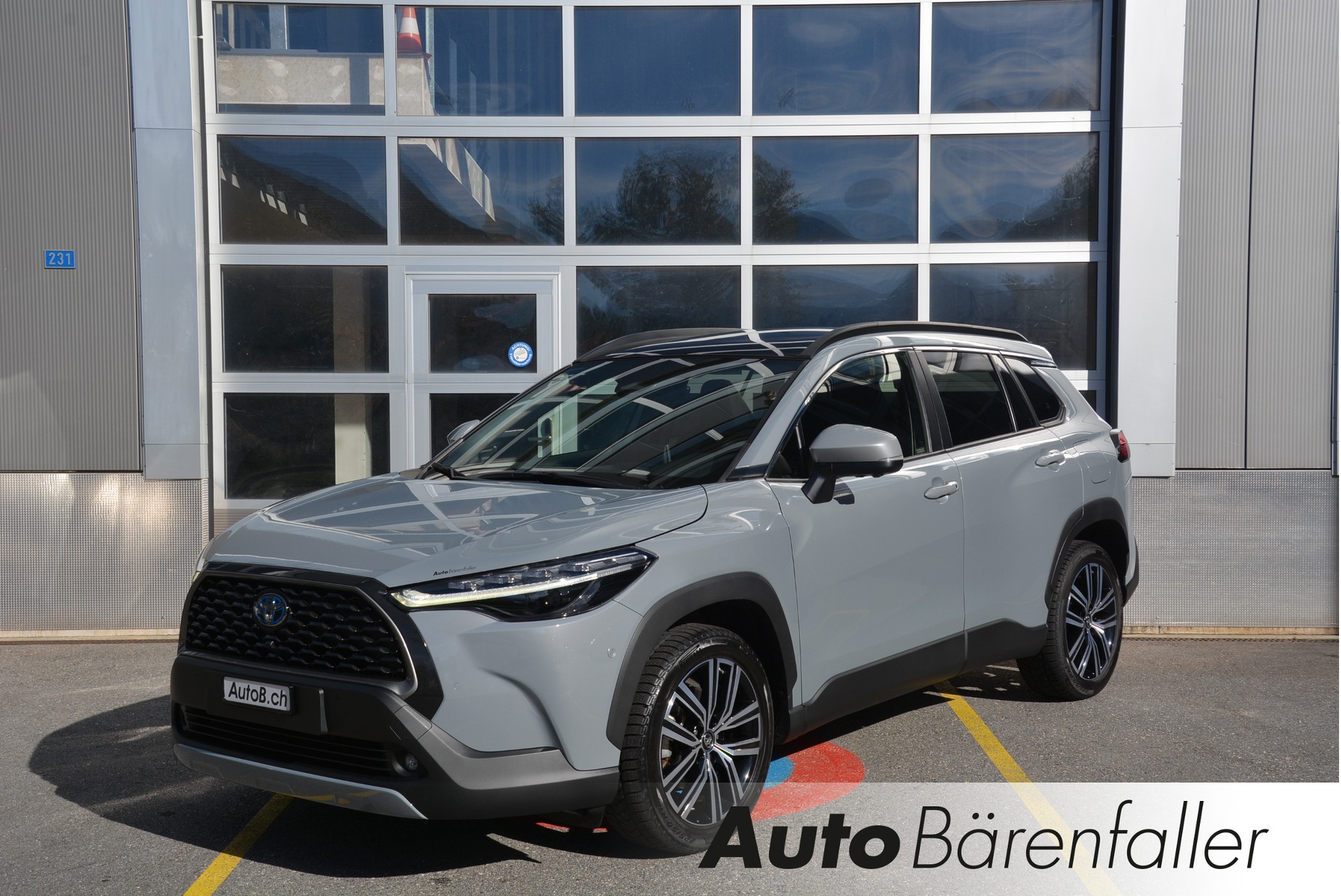 TOYOTA Corolla Cross 2.0 4WD Premium e-CVT-image-0