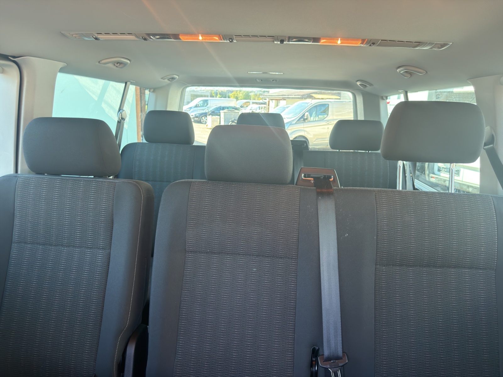 VW T6 Caravelle 2.0 Bi-TDI Comfortline 4Motion DSG-image-9