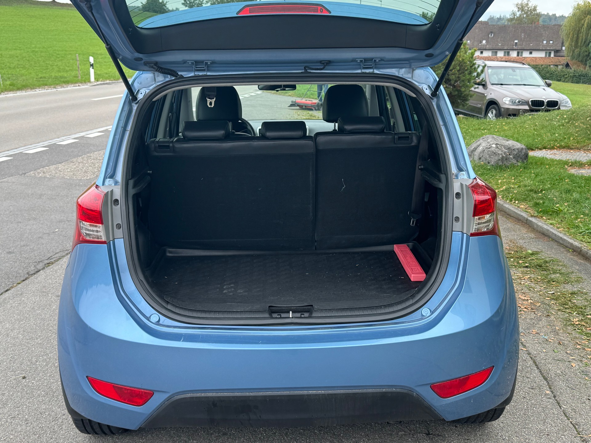 HYUNDAI iX20-image-6
