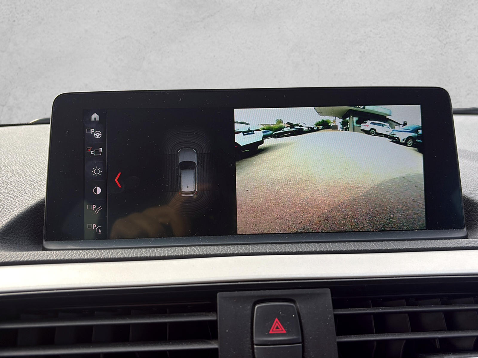 BMW 118d xDrive-image-7
