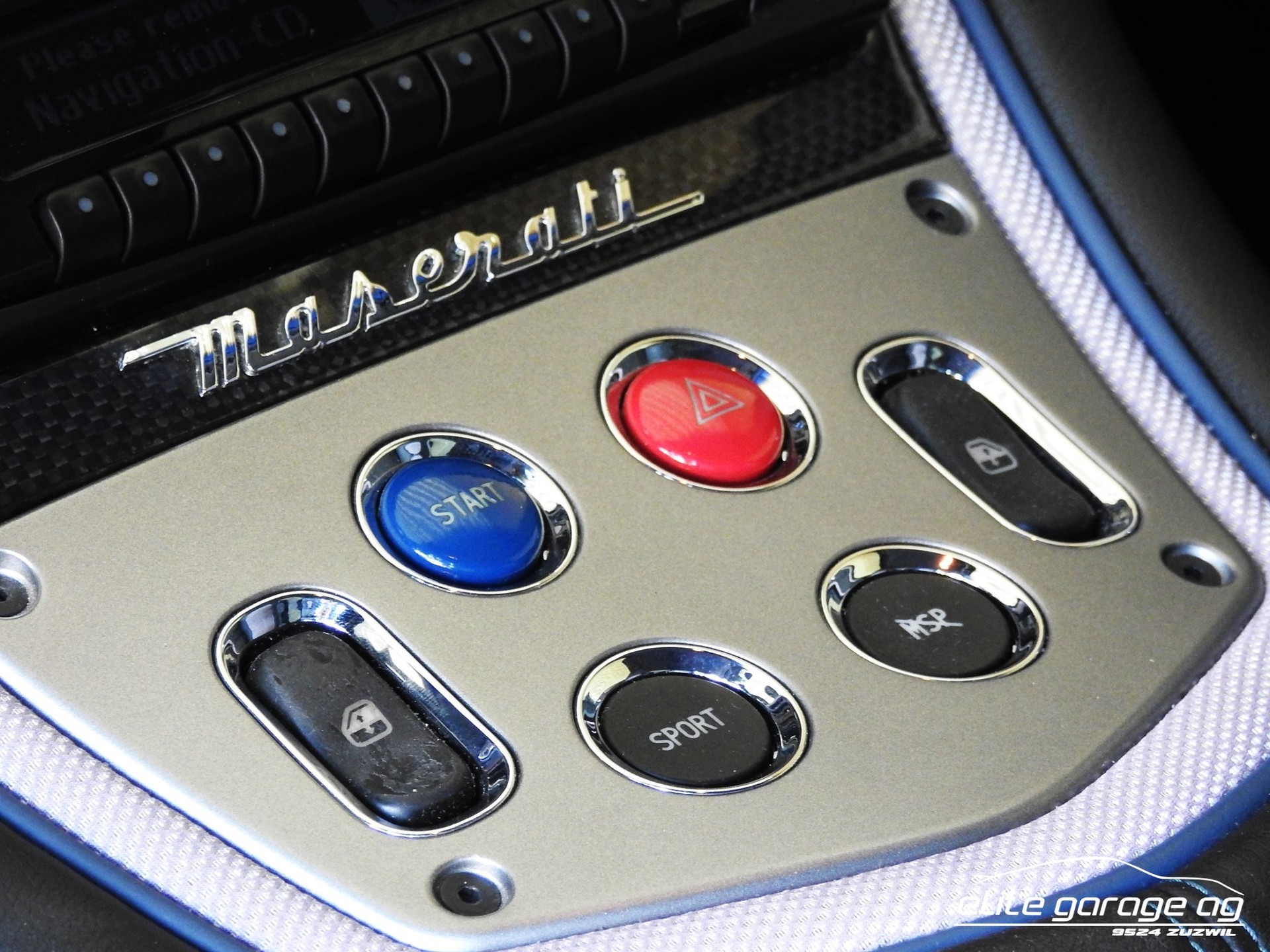 MASERATI Coupé GranSport-image-12