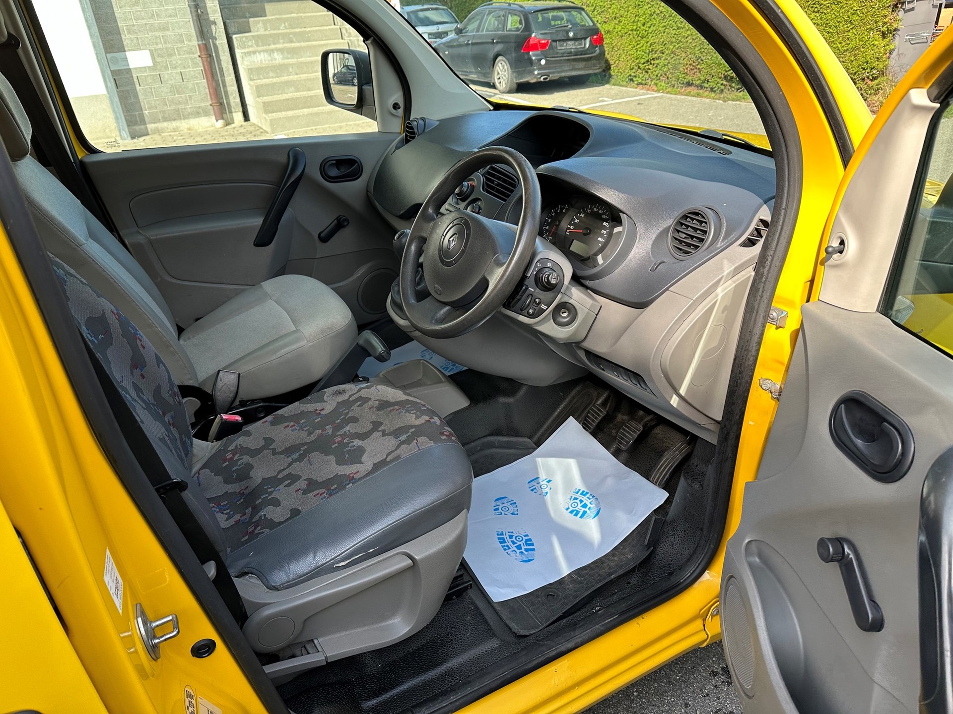 RENAULT Kangoo 1.6 90-image-7