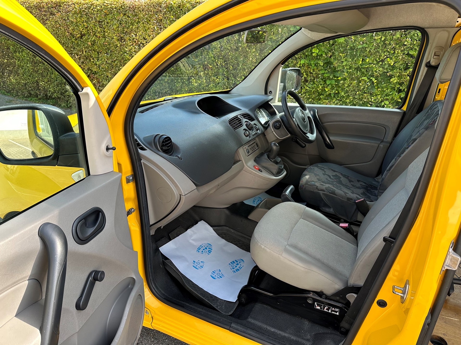RENAULT Kangoo 1.6 90-image-10