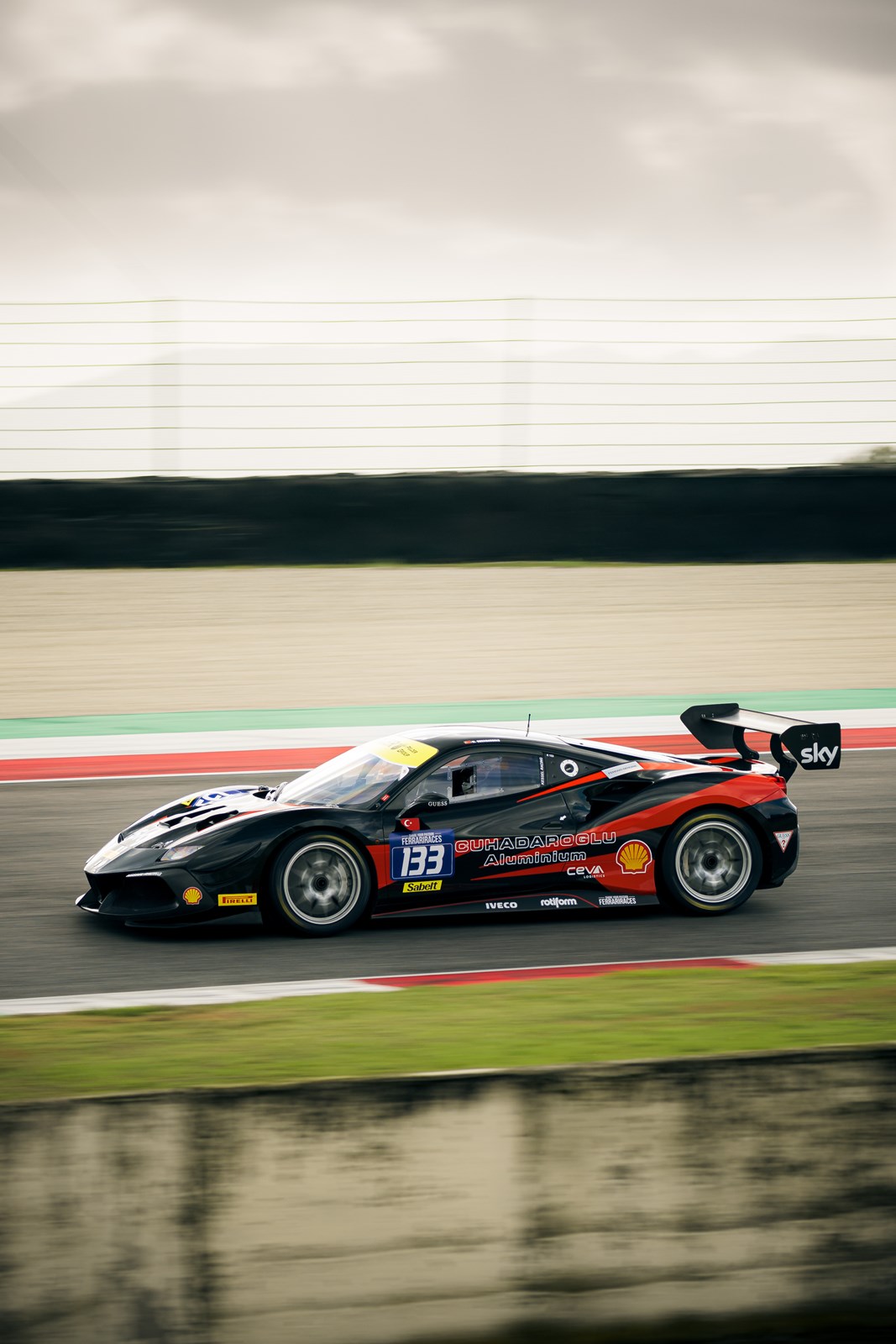 FERRARI 488 Challenge EVO-image-1